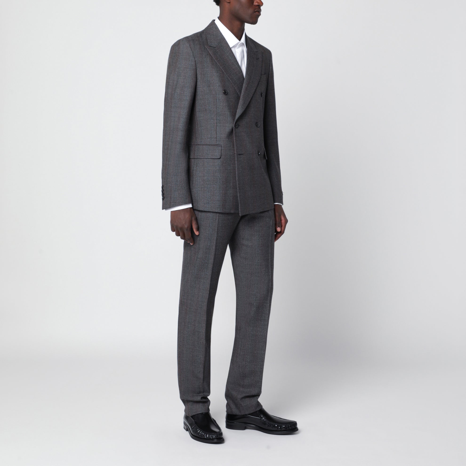 Ebony double-breasted suit in virgin wool