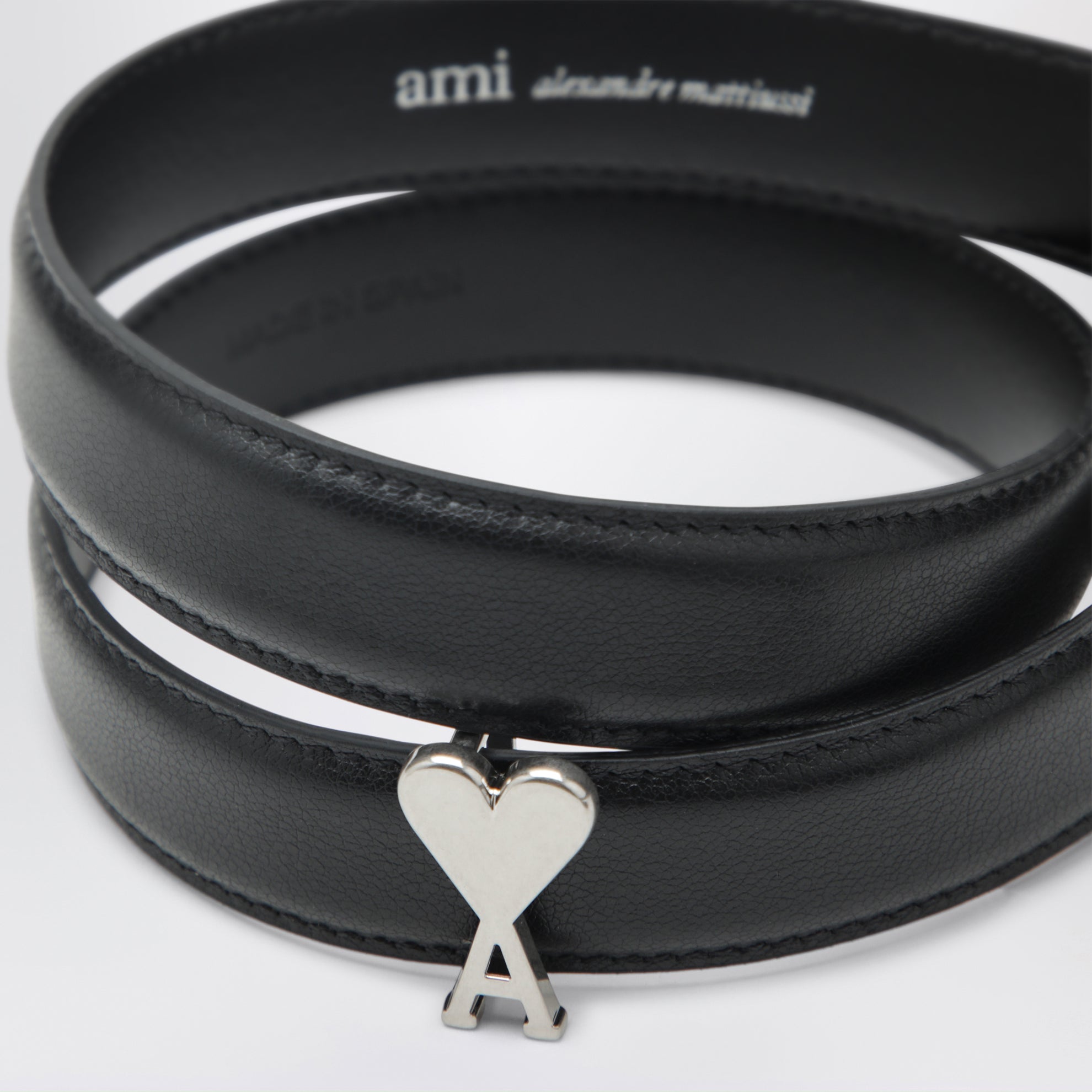 Ceinture Ami de Cœur noire en cuir de veau