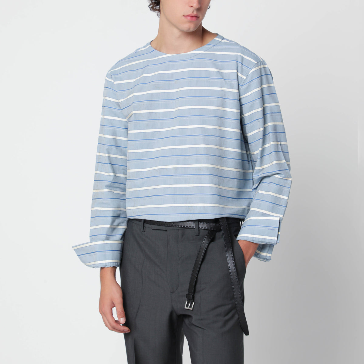 Camicia color cielo a righe in cotone
