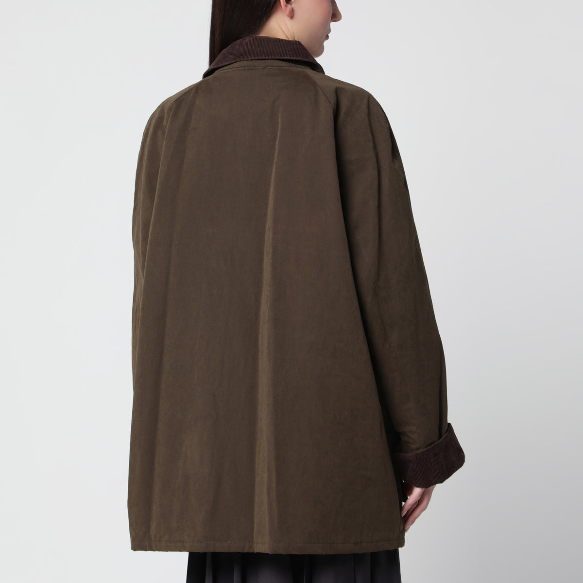 Khakifarbene Jagdjacke aus gewachster Baumwolle