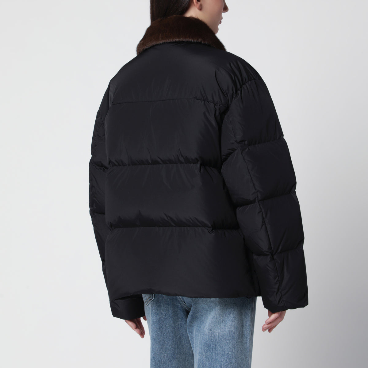 Schwarze gefütterte Flight Jacke mit Kunstpelzkragen