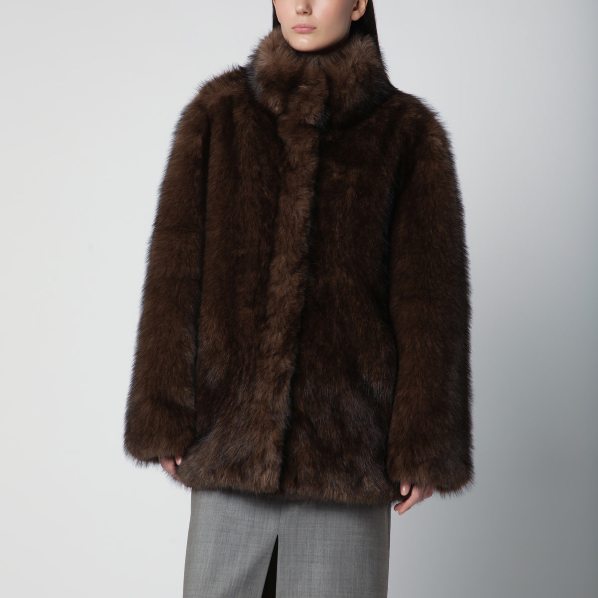 Braune Jacke aus Kunstpelz