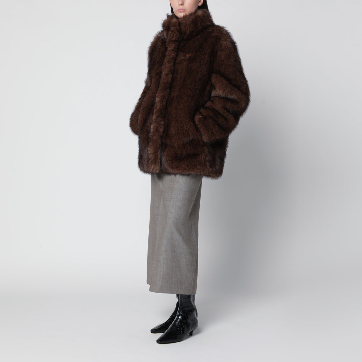 Braune Jacke aus Kunstpelz