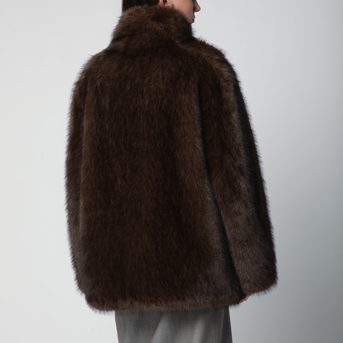 Braune Jacke aus Kunstpelz