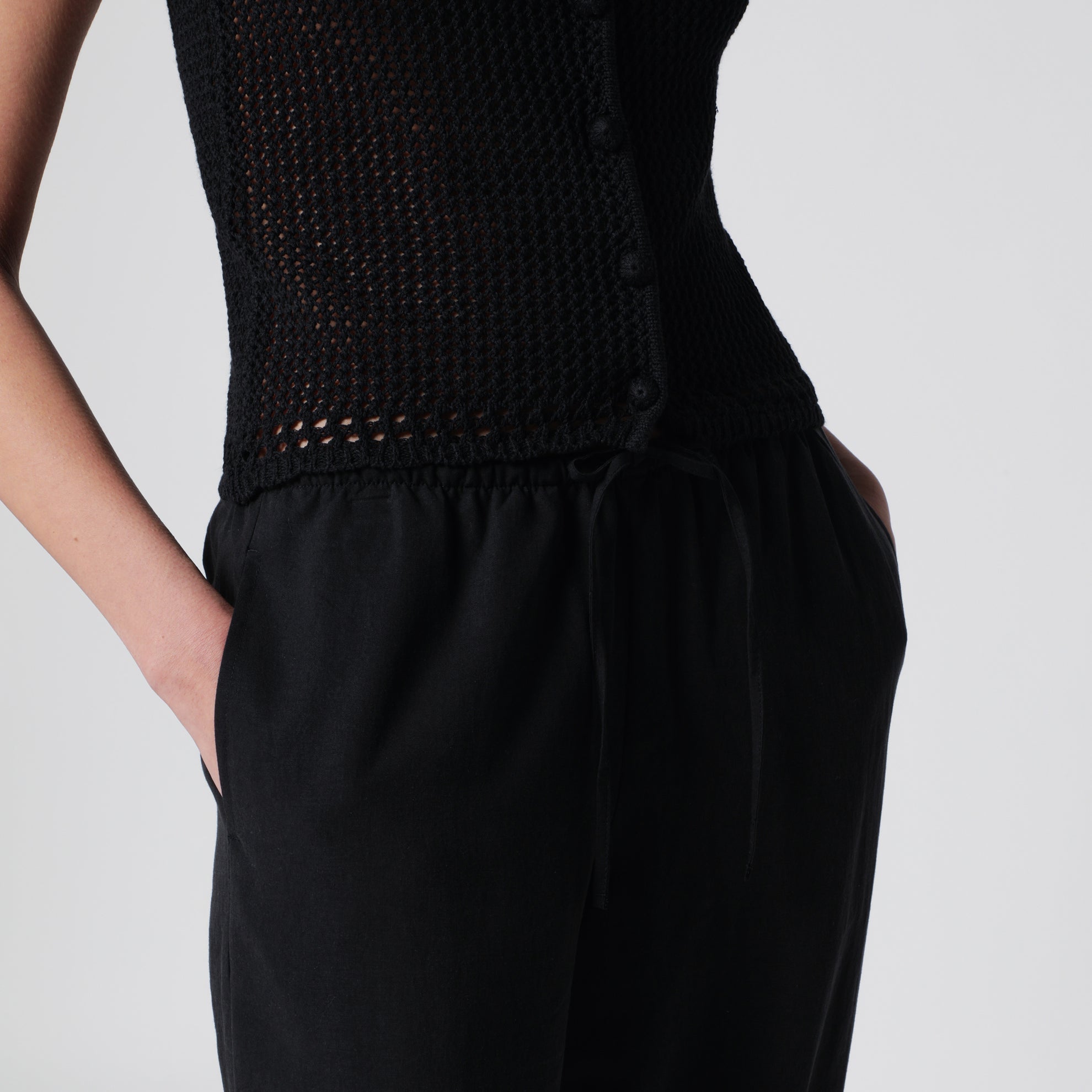 Schwarze Rayon-Hose