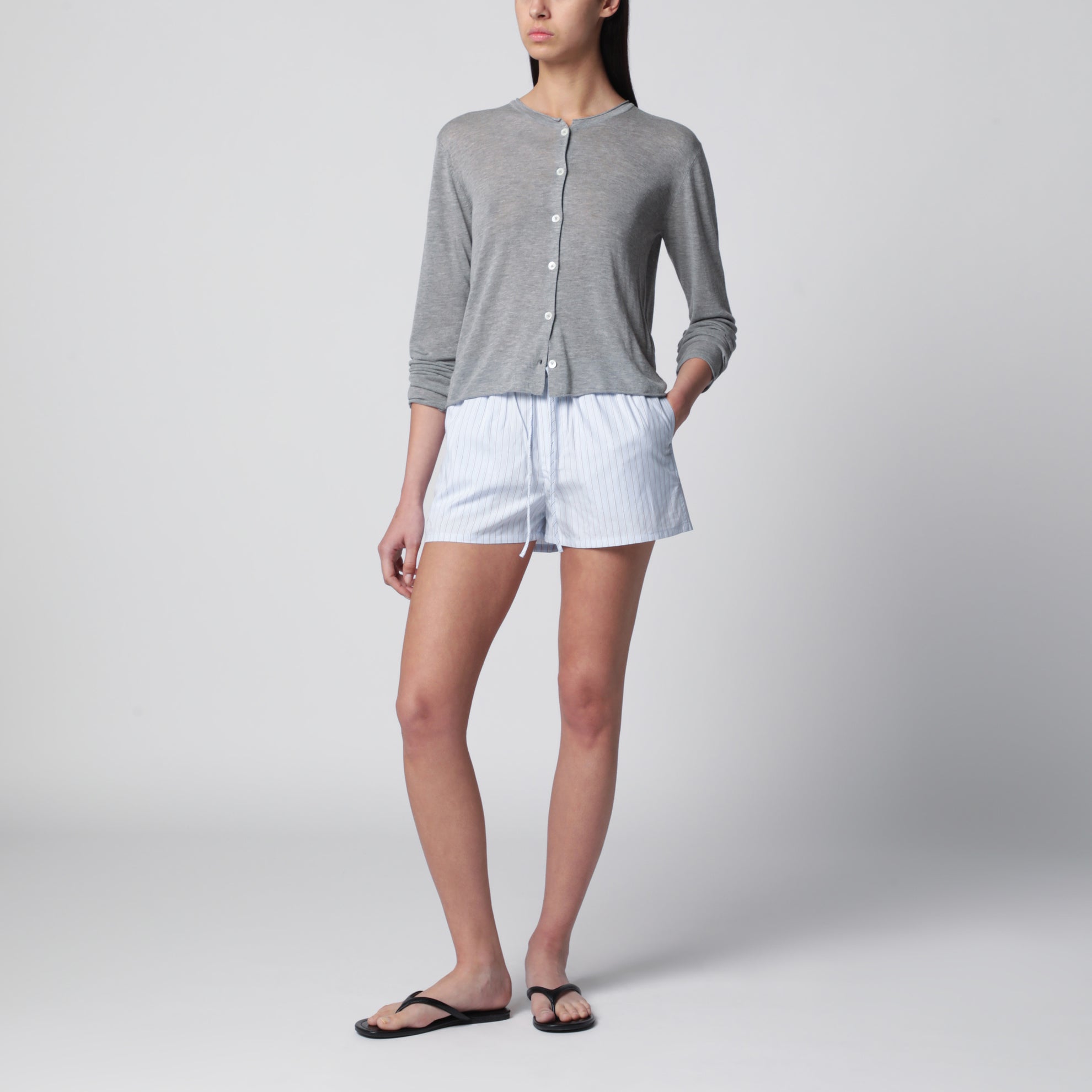 Mini shorts pigiama azzurri a righe