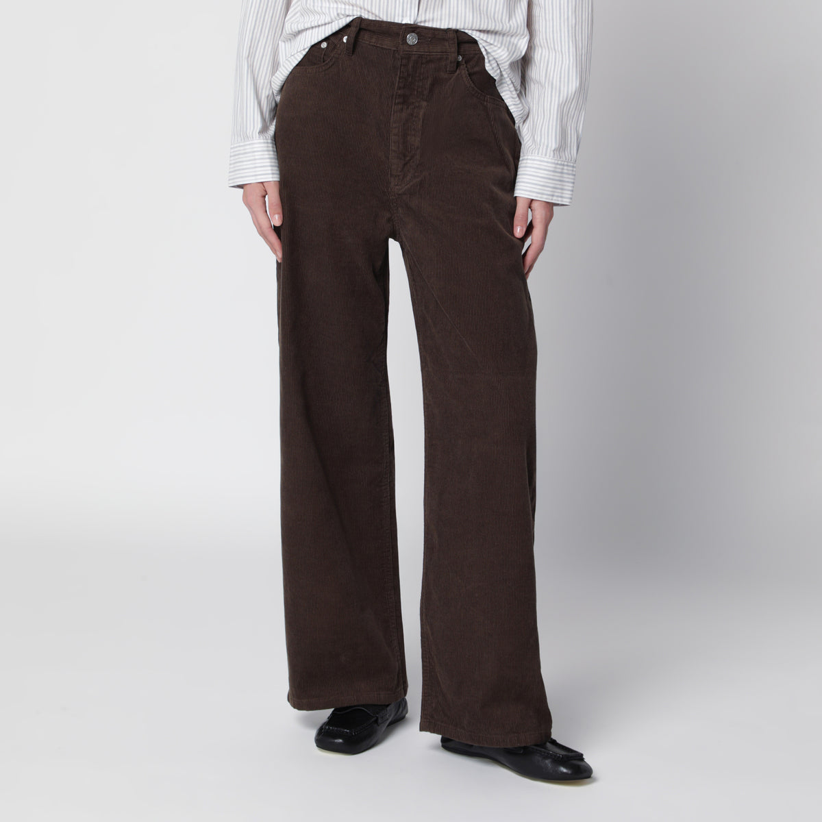 Jean en velours côtelé marron à jambes larges
