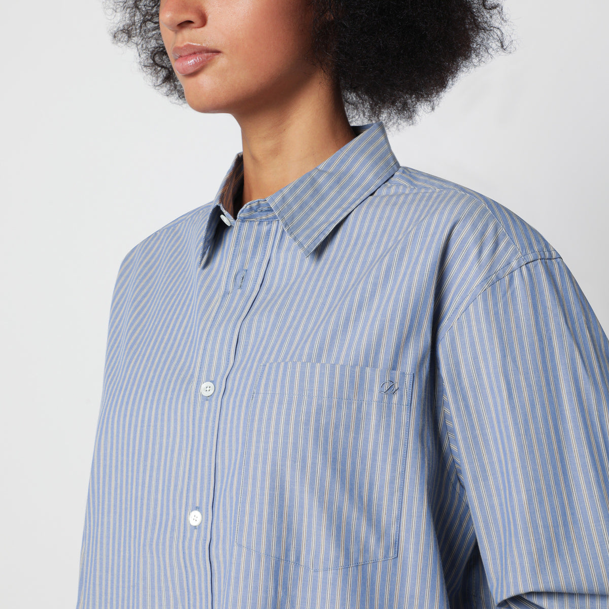 Casual blue striped shirt in cotton