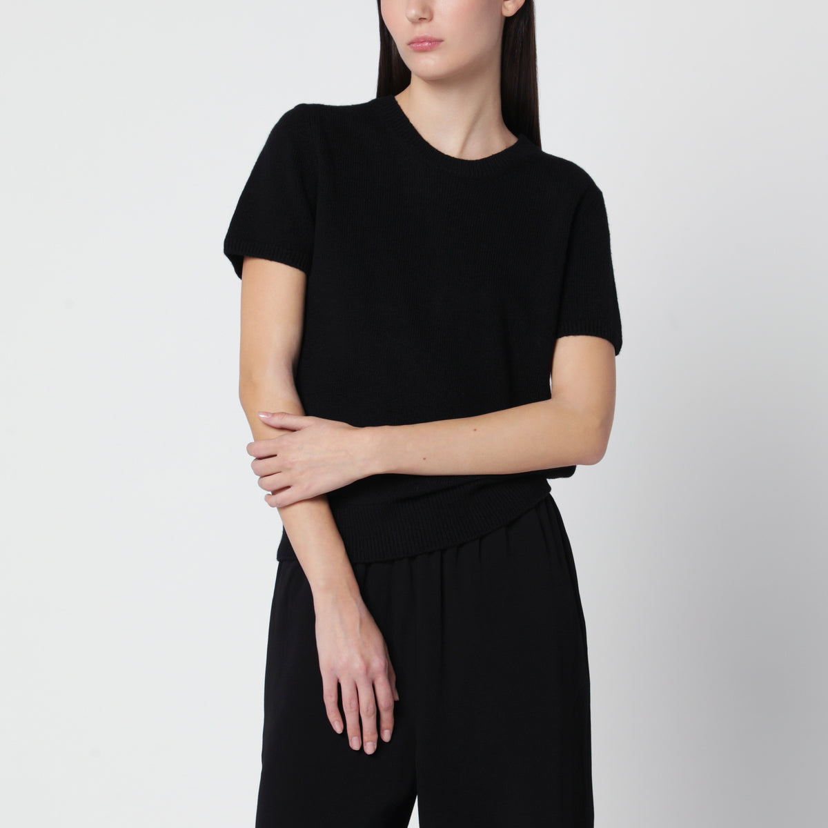 Black short-sleeved top in wool blend
