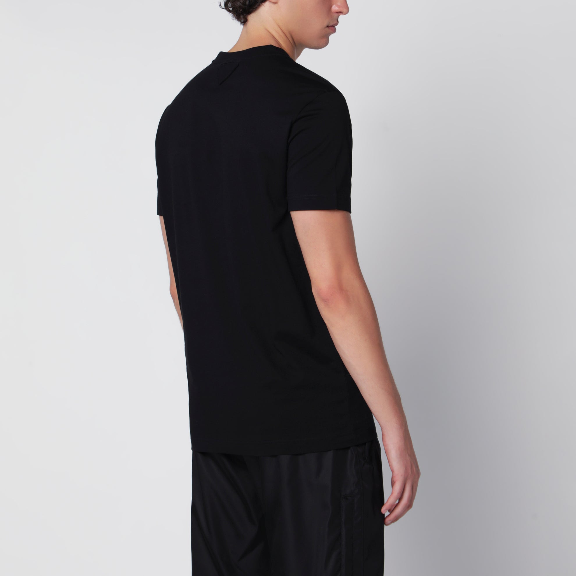 Set di tre T-shirt nere in cotone
