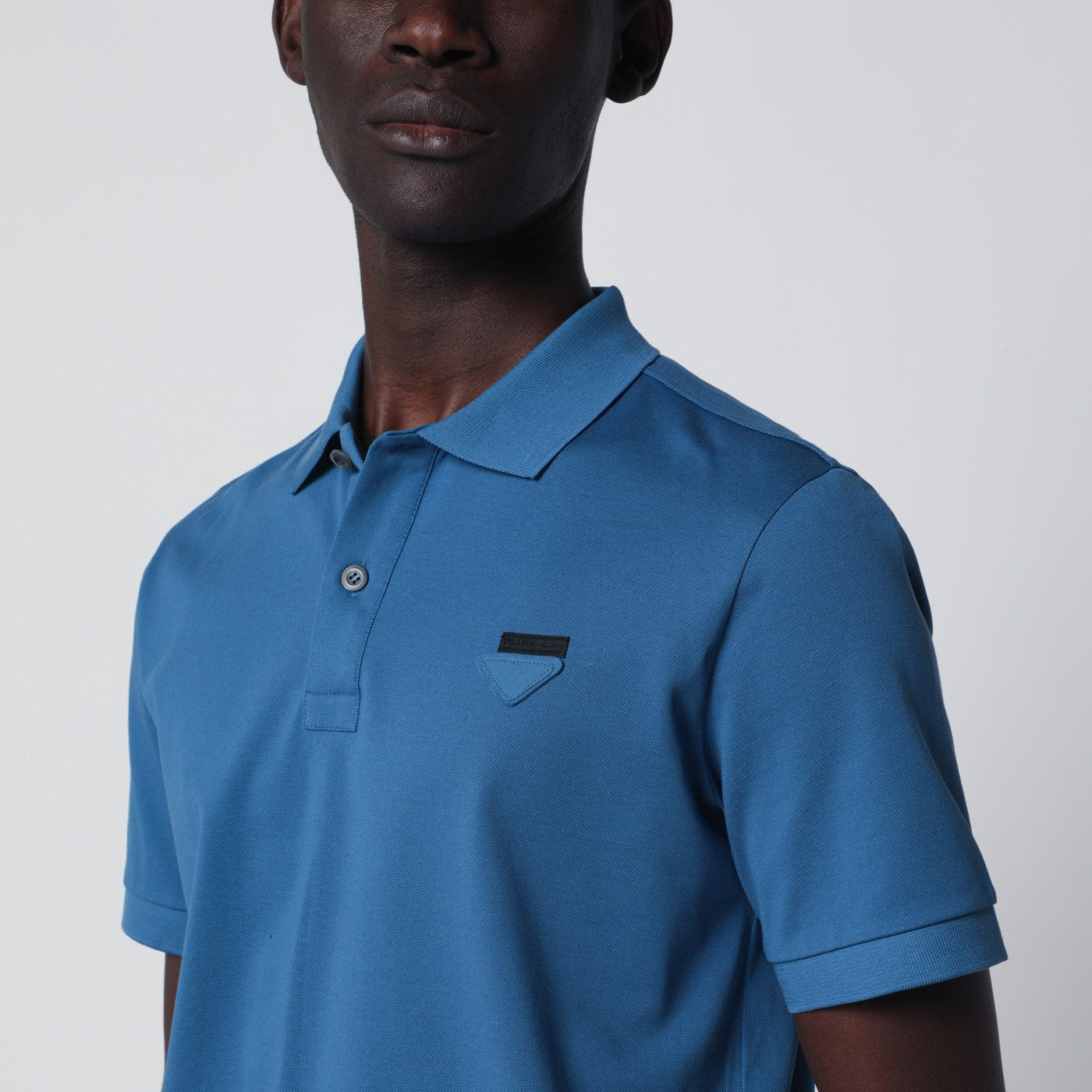 Polo bleu clair en piqué de coton