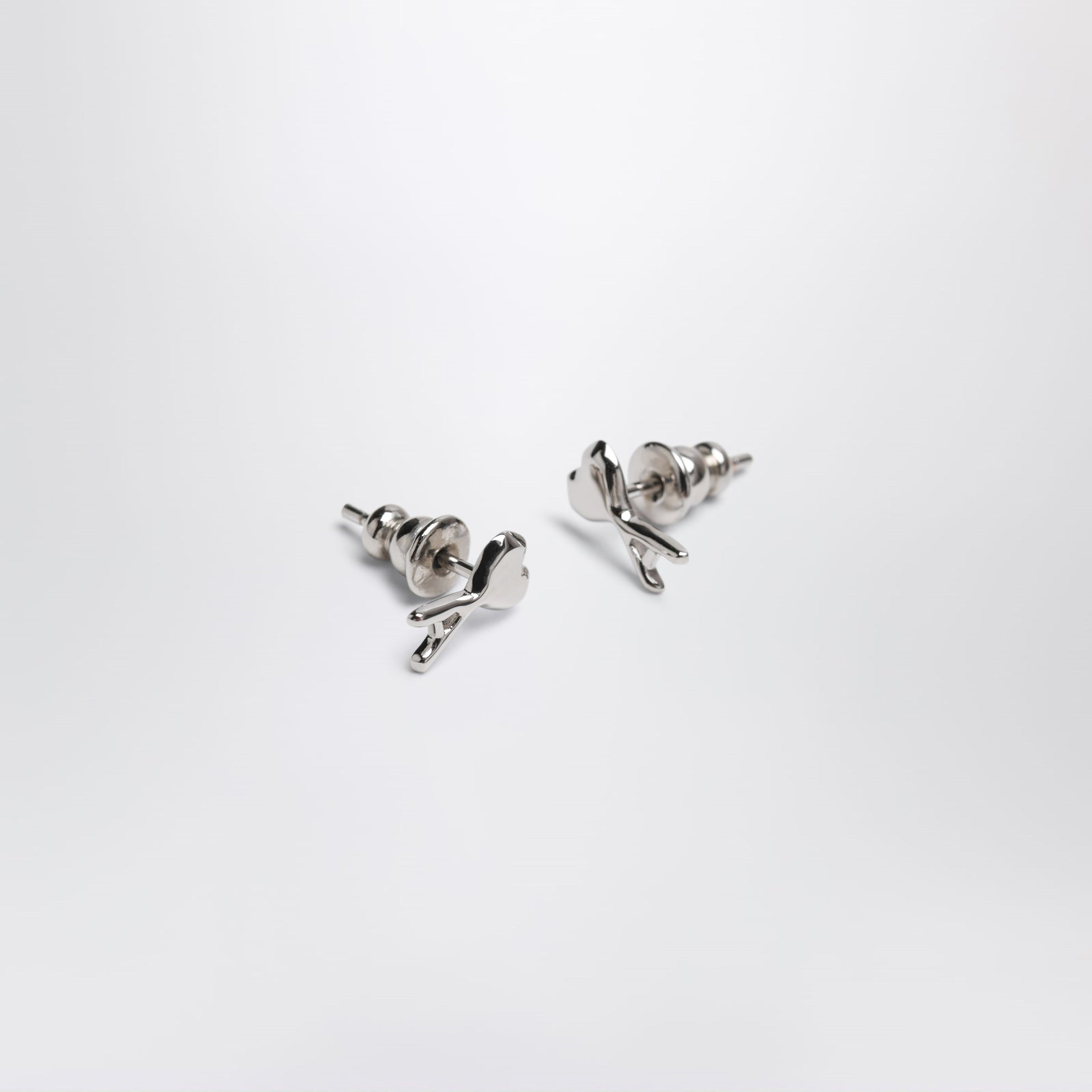 Orecchini Ami de Coeur in ottone martellato argento