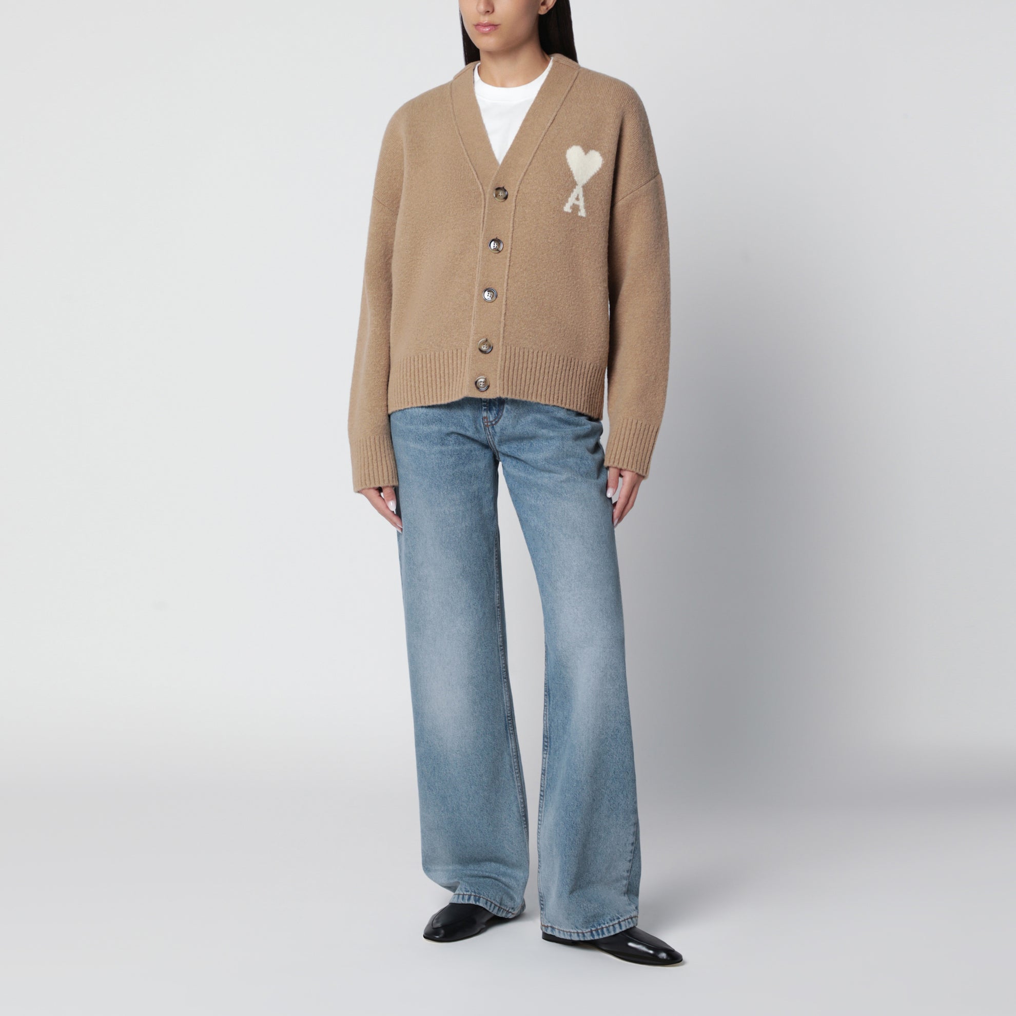 Cardigan Ami de Coeur beige in misto alpaca