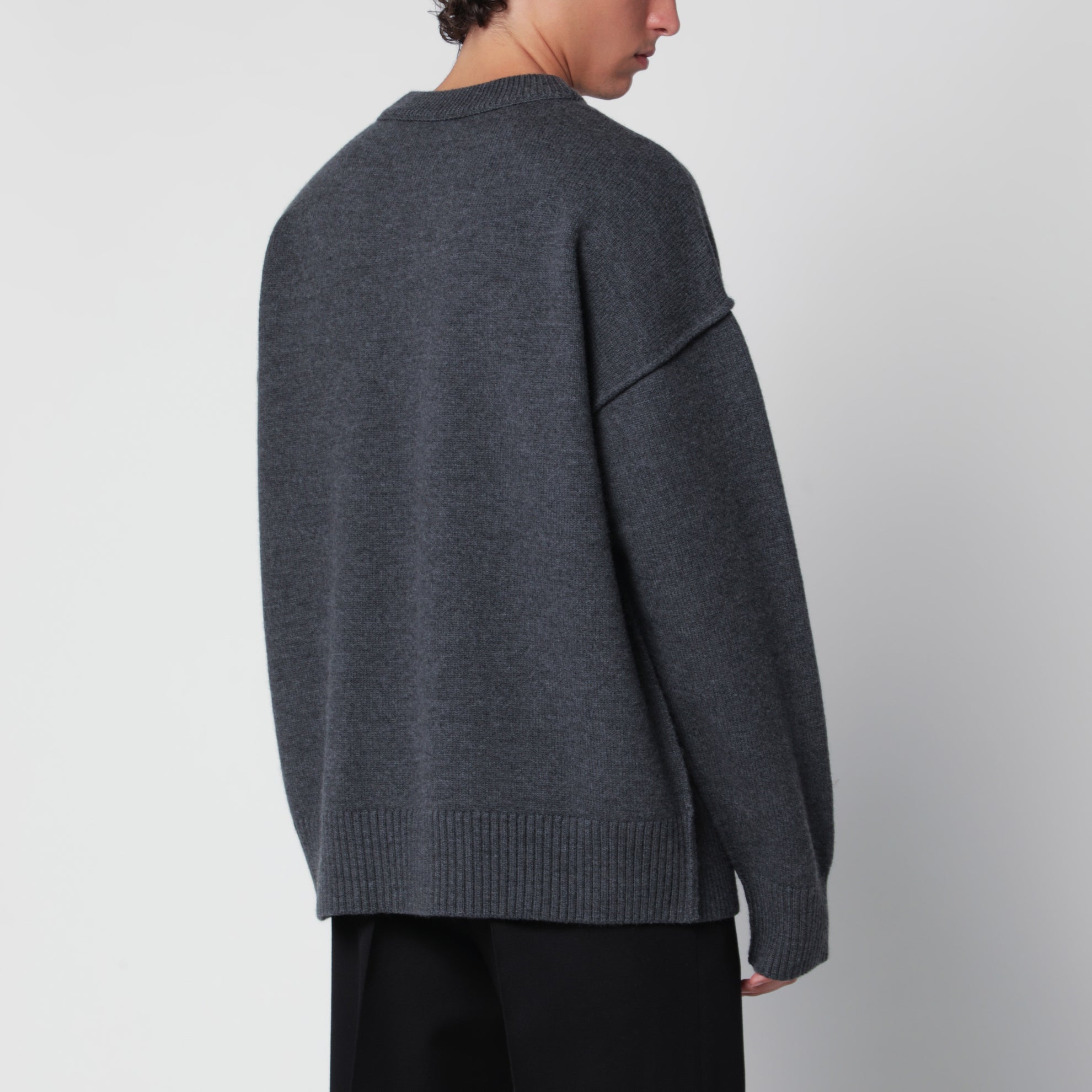 Dunkelgrauer Ami De Coeur Pullover