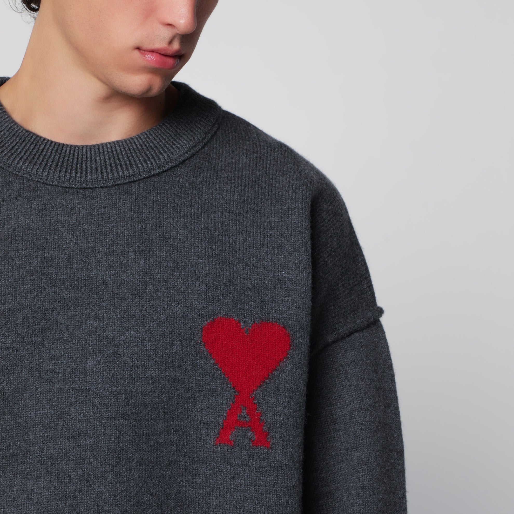 Dunkelgrauer Ami De Coeur Pullover