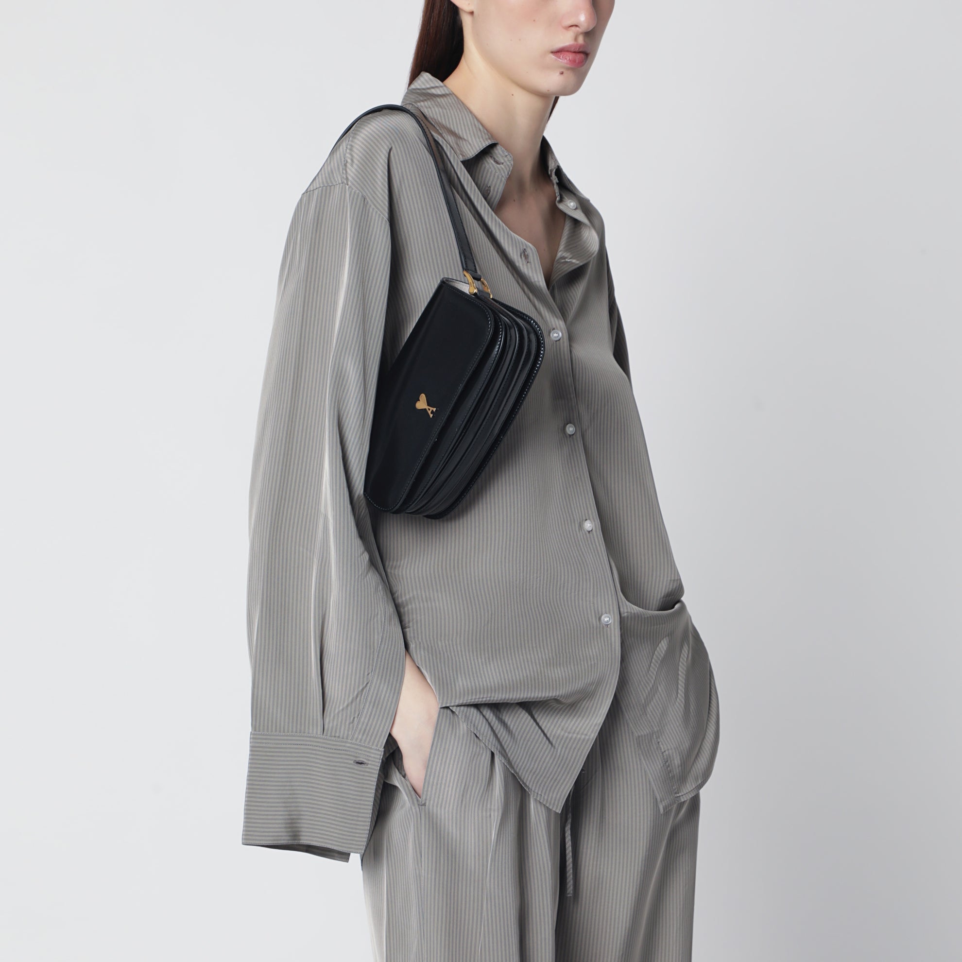 Paris Paris shoulder bag in black