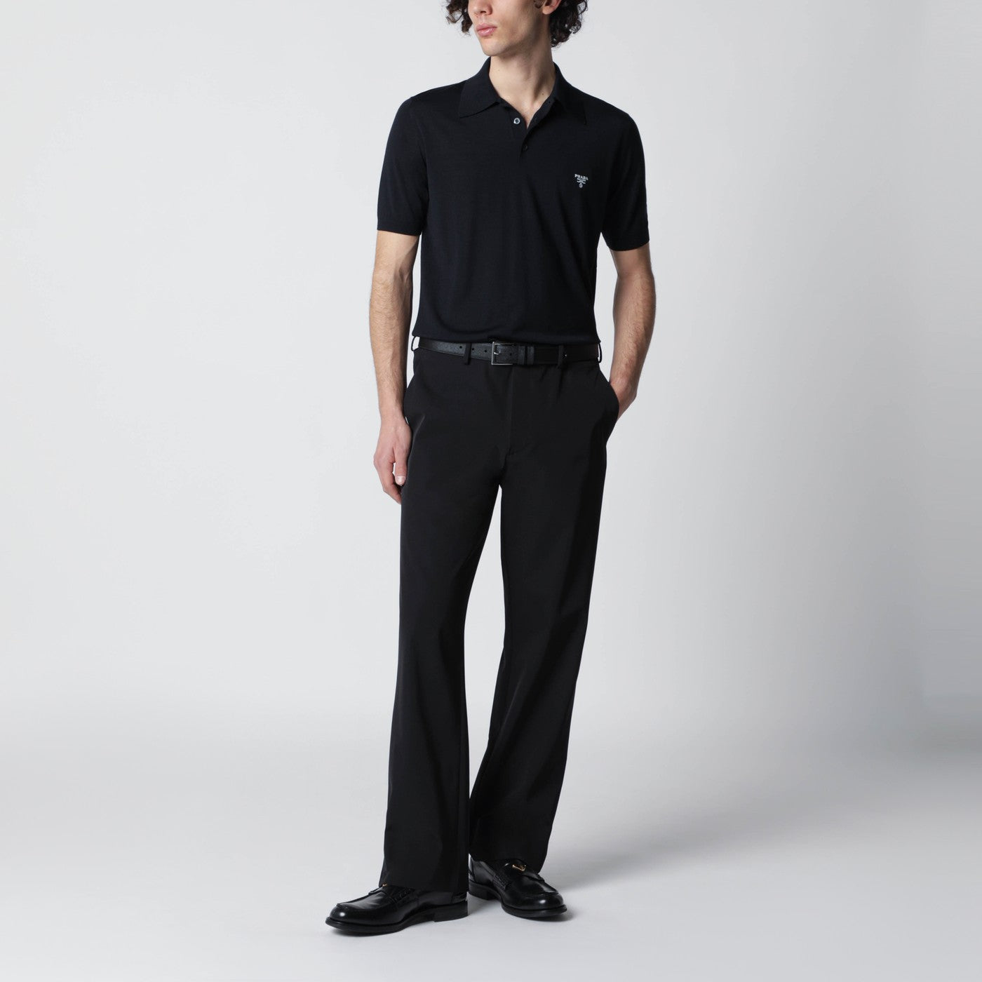 Blaues Poloshirt aus gekämmter Wolle