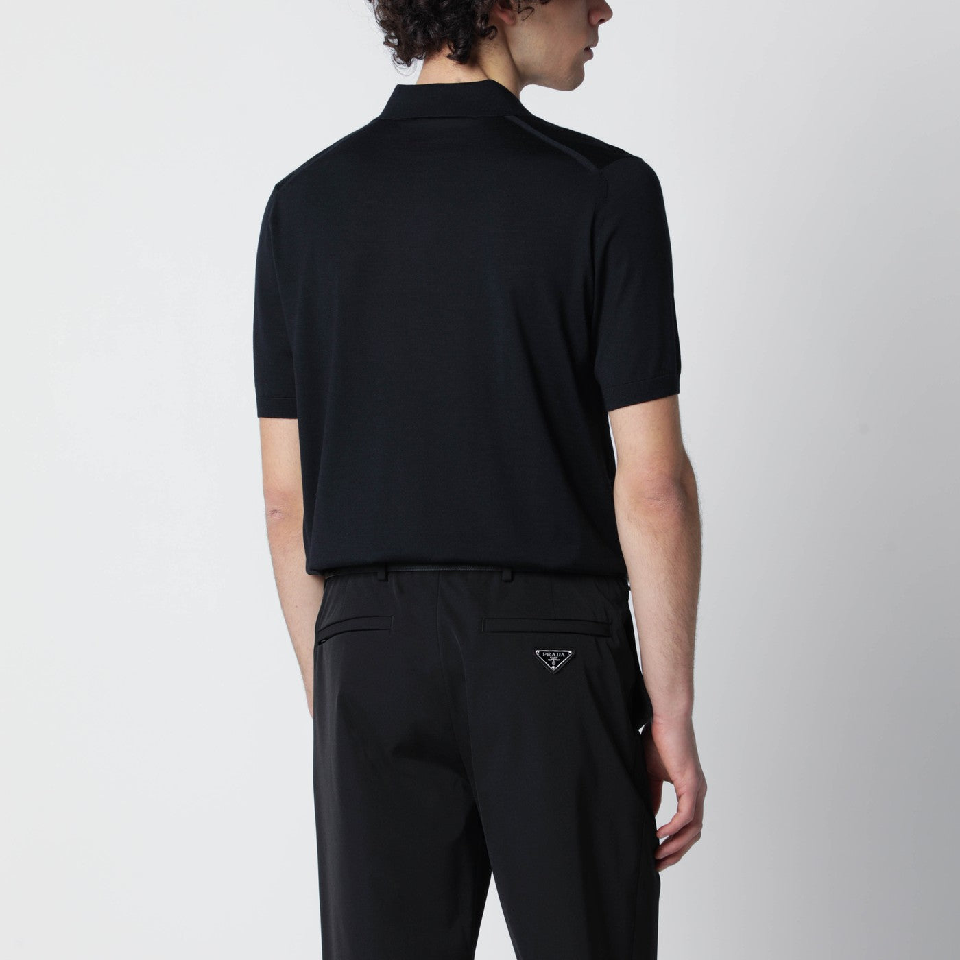 Blaues Poloshirt aus gekämmter Wolle