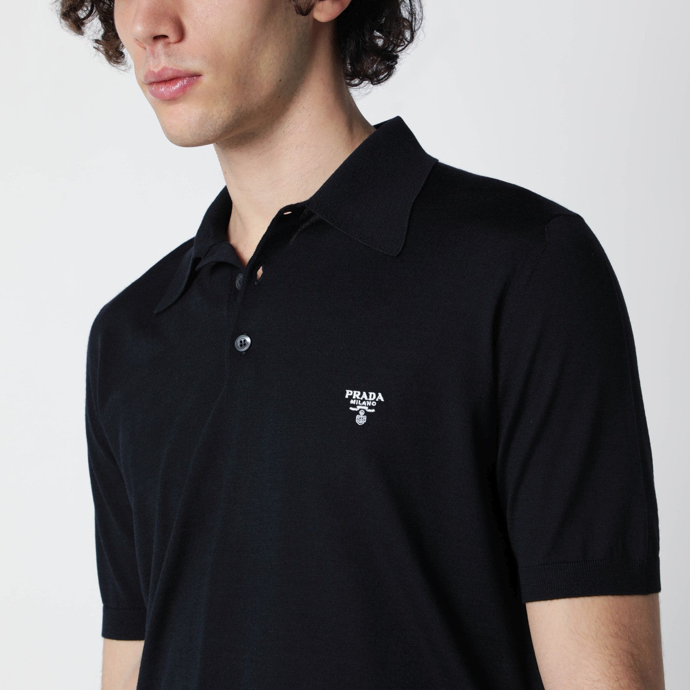 Blaues Poloshirt aus gekämmter Wolle