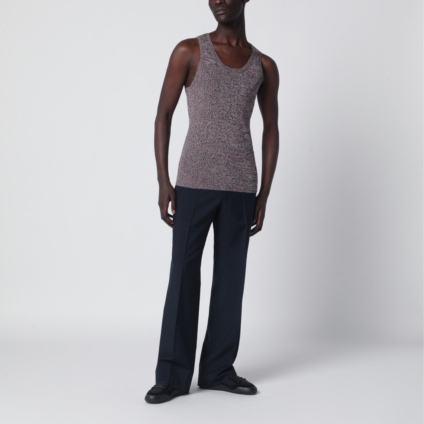 Ribbed tank top with blue/brown pattern