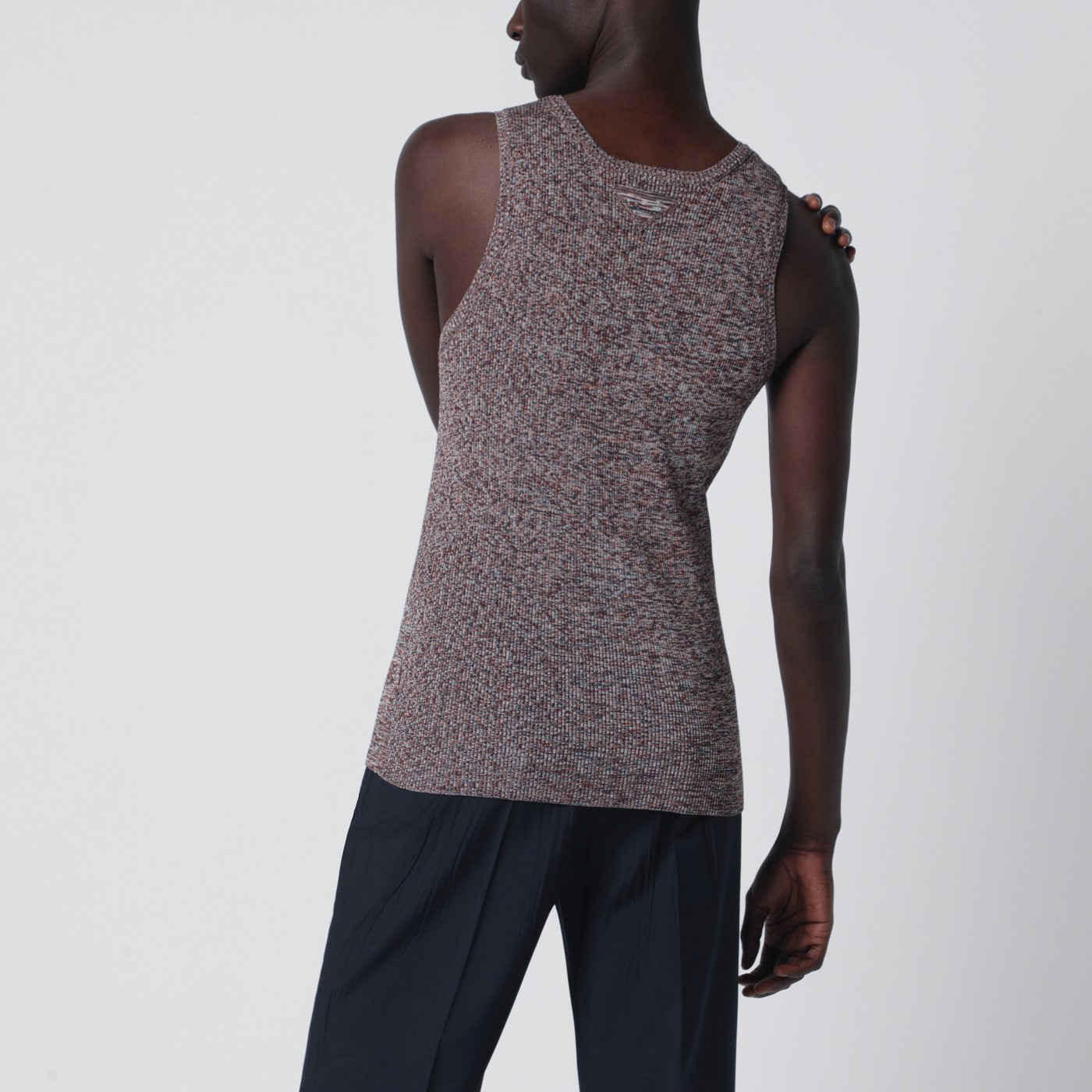 Ribbed tank top with blue/brown pattern