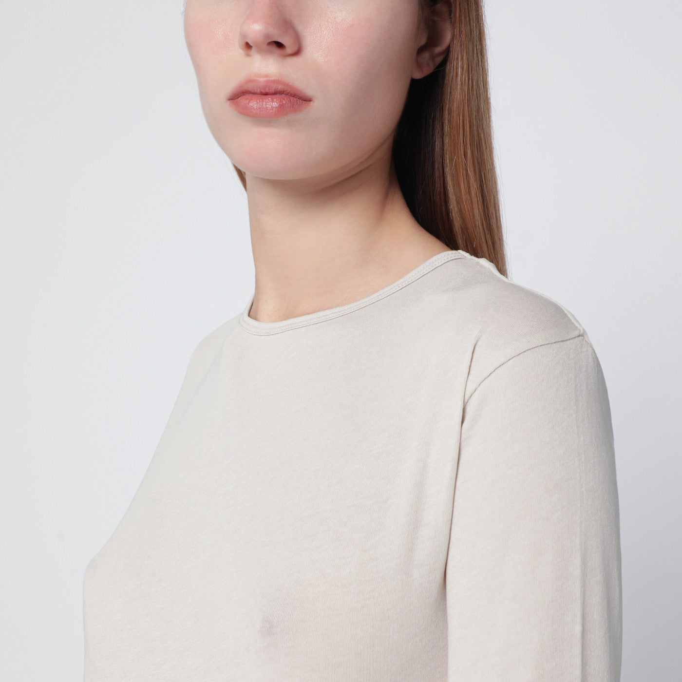 White crewneck cotton-blend top