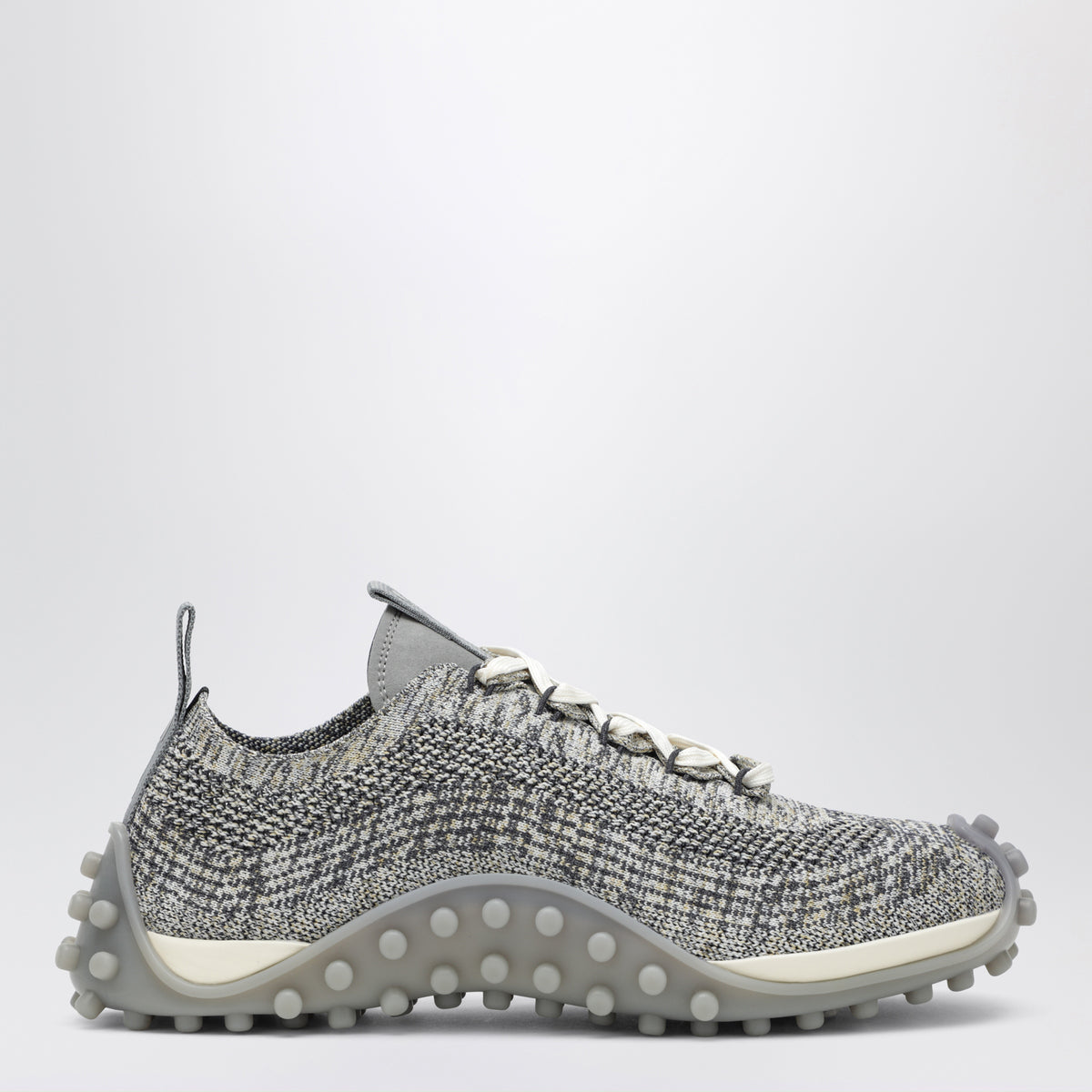 Mirage sneakers in grey and ivory mesh