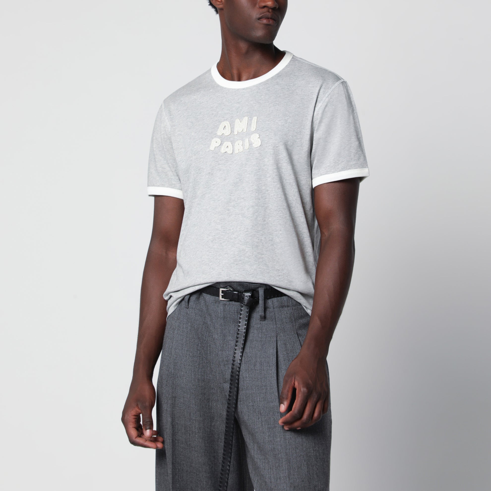 T-shirt gris/crème en coton avec application logo