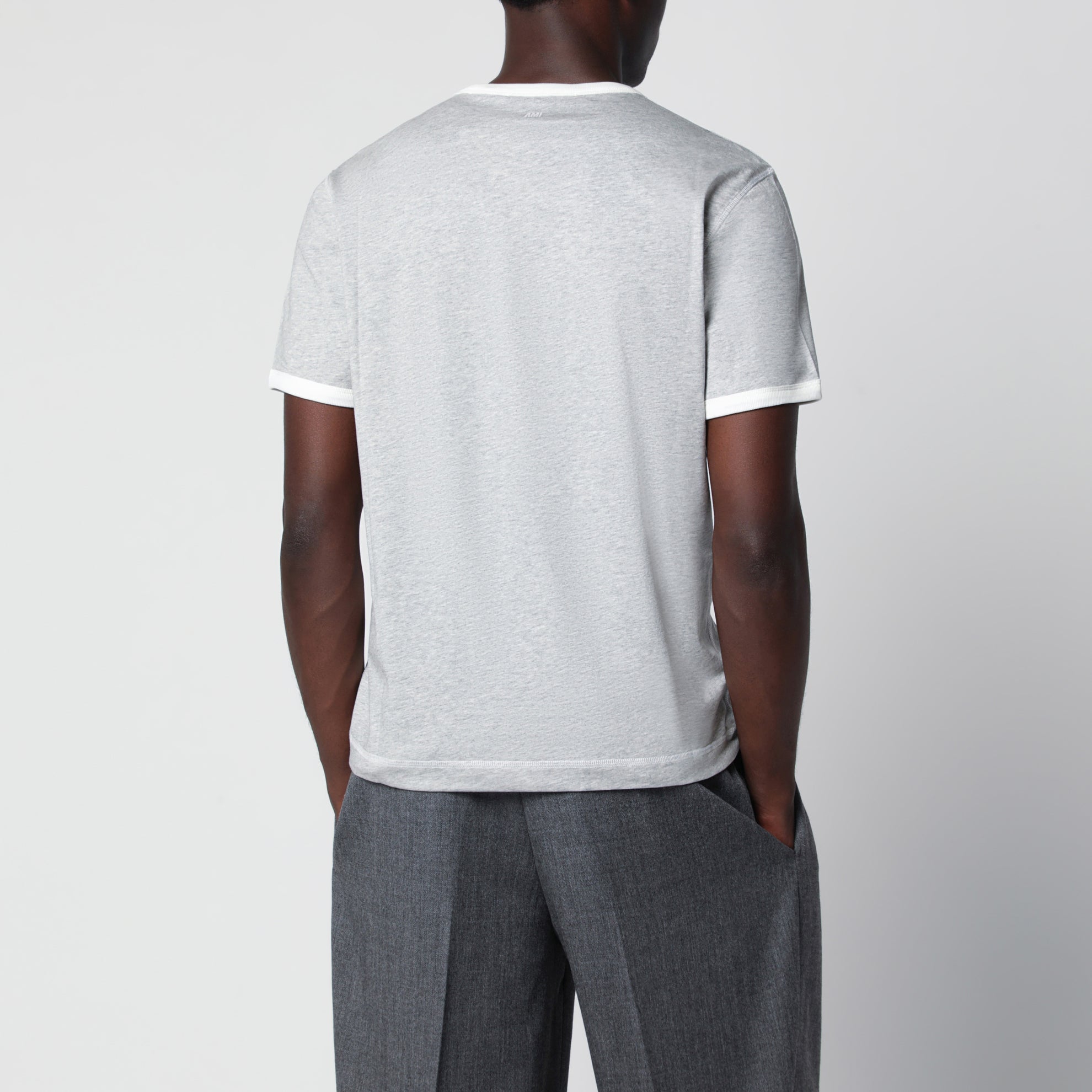 T-shirt gris/crème en coton avec application logo
