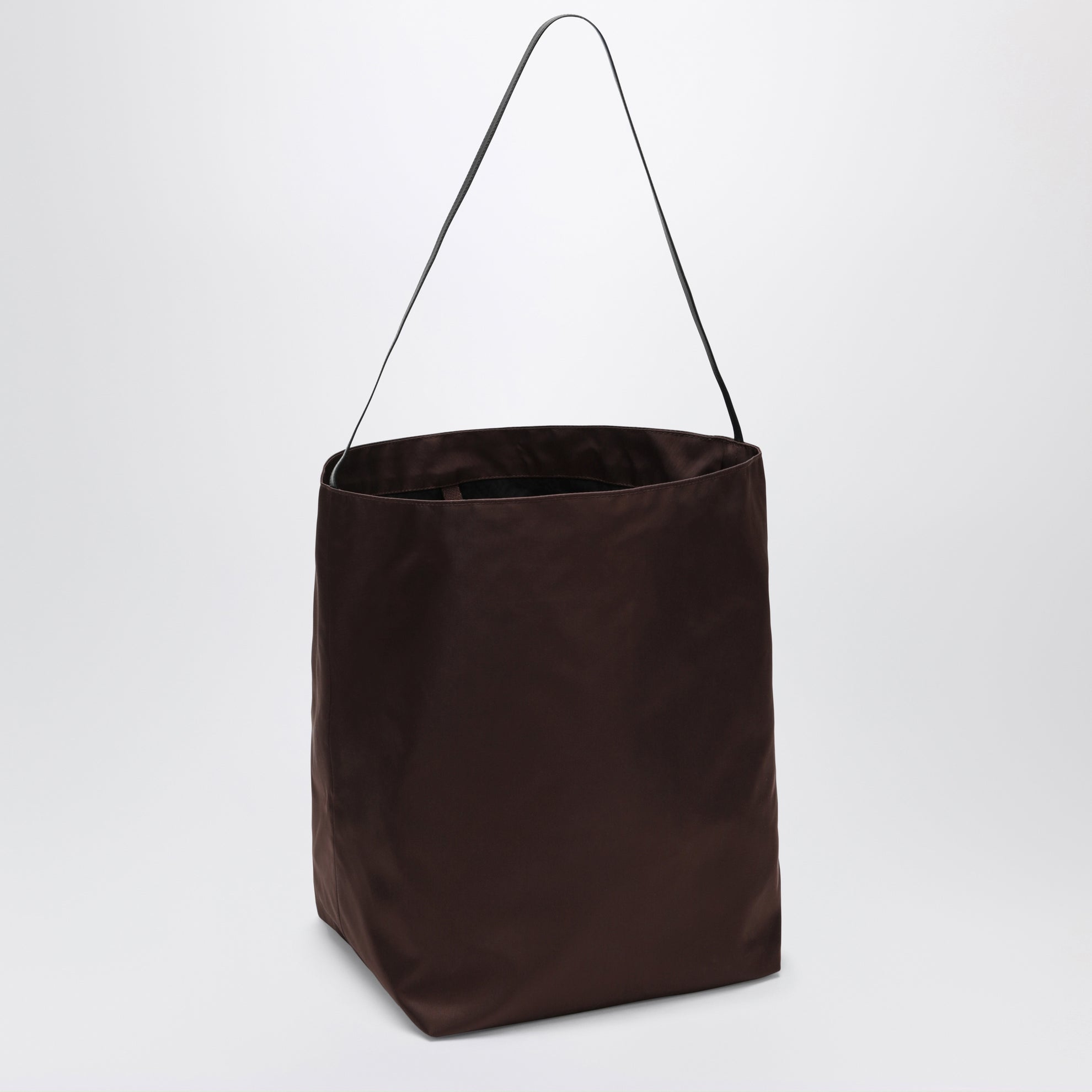 Bucket tote bag in brown nylon