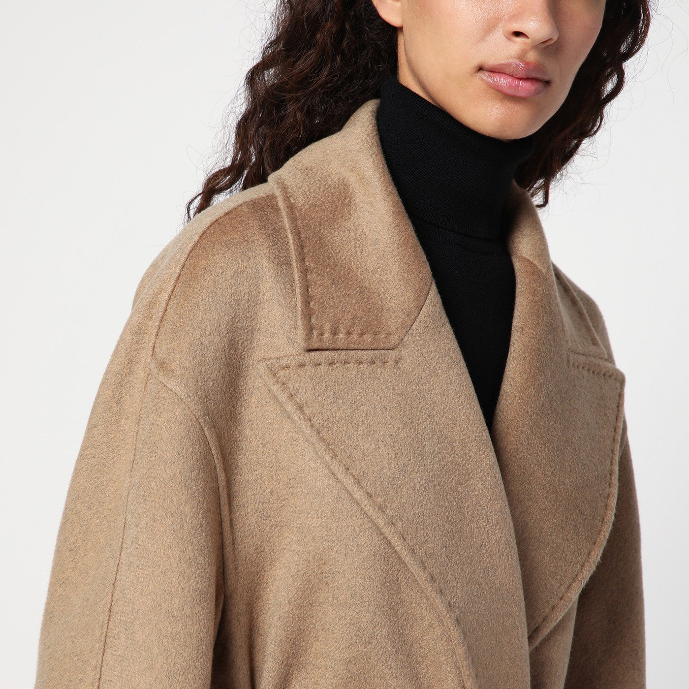 Beige deconstructed cashmere coat