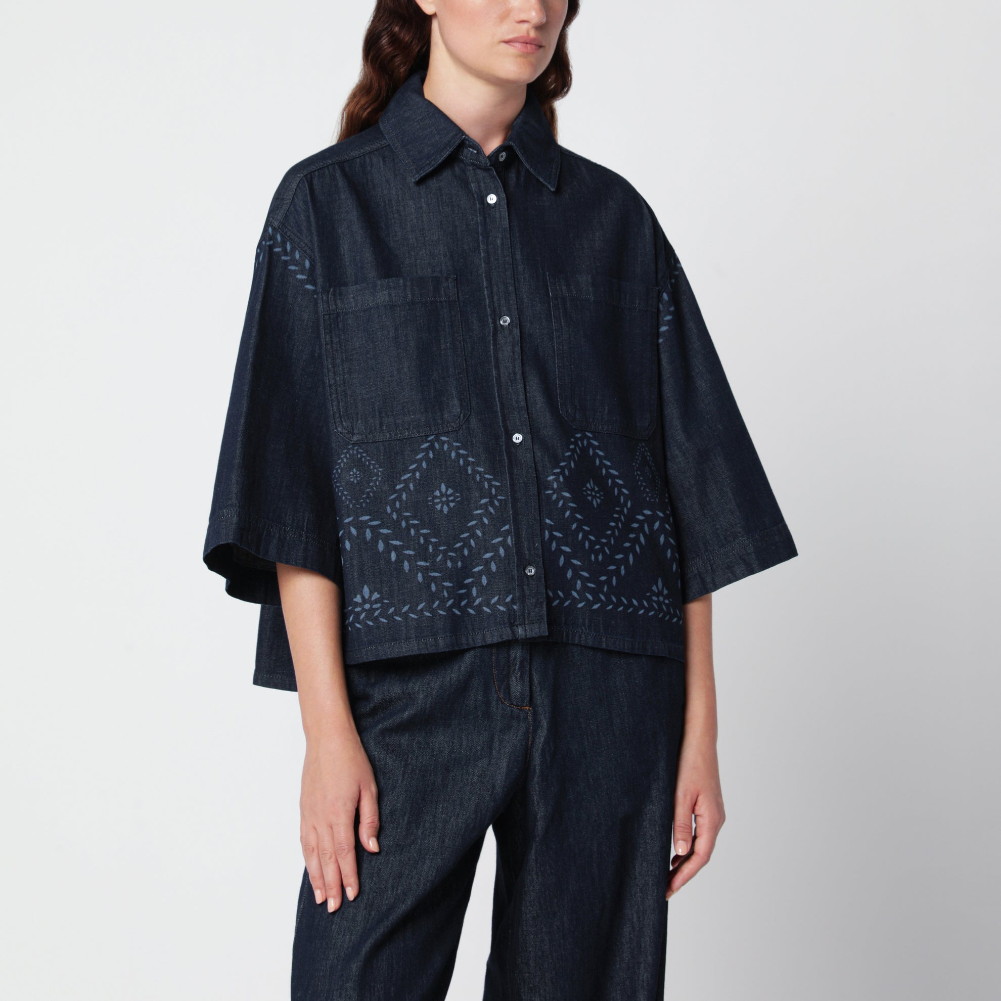 Pull en coton bleu brodé