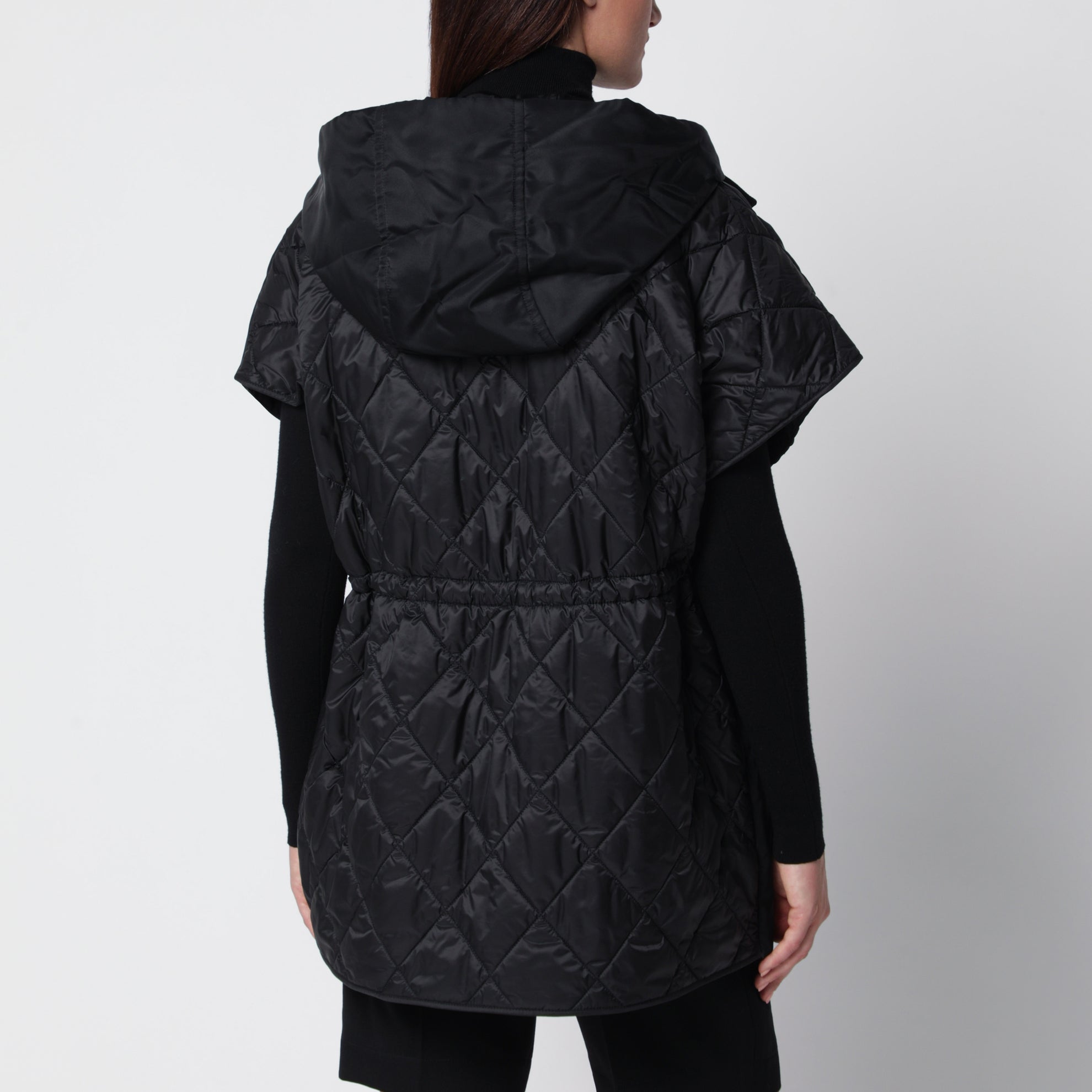Giacca smanicata nera in nylon