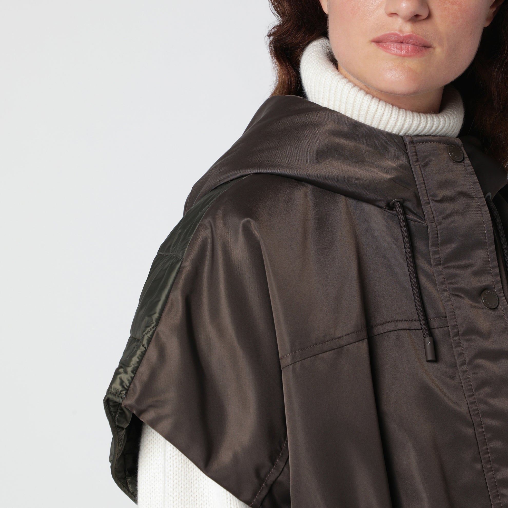 Gilet imbottito fango in twill antigoccia