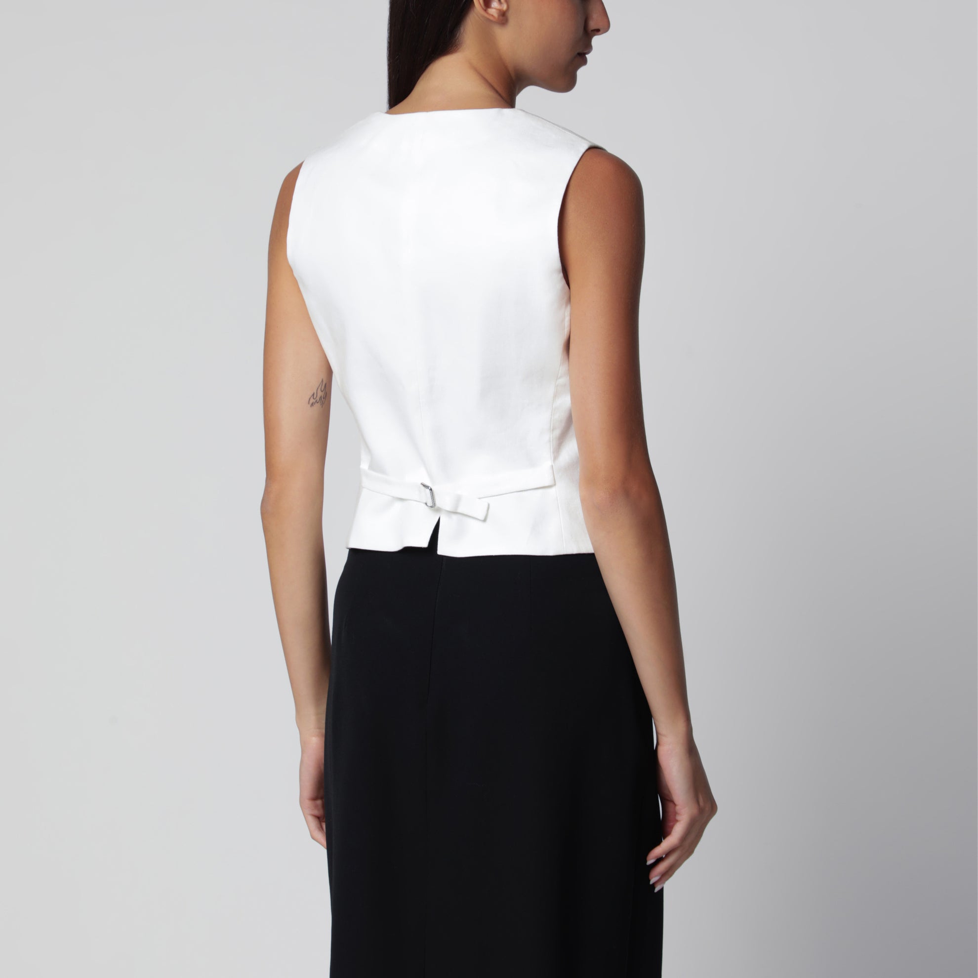 Gilet bianco in canvas di lino