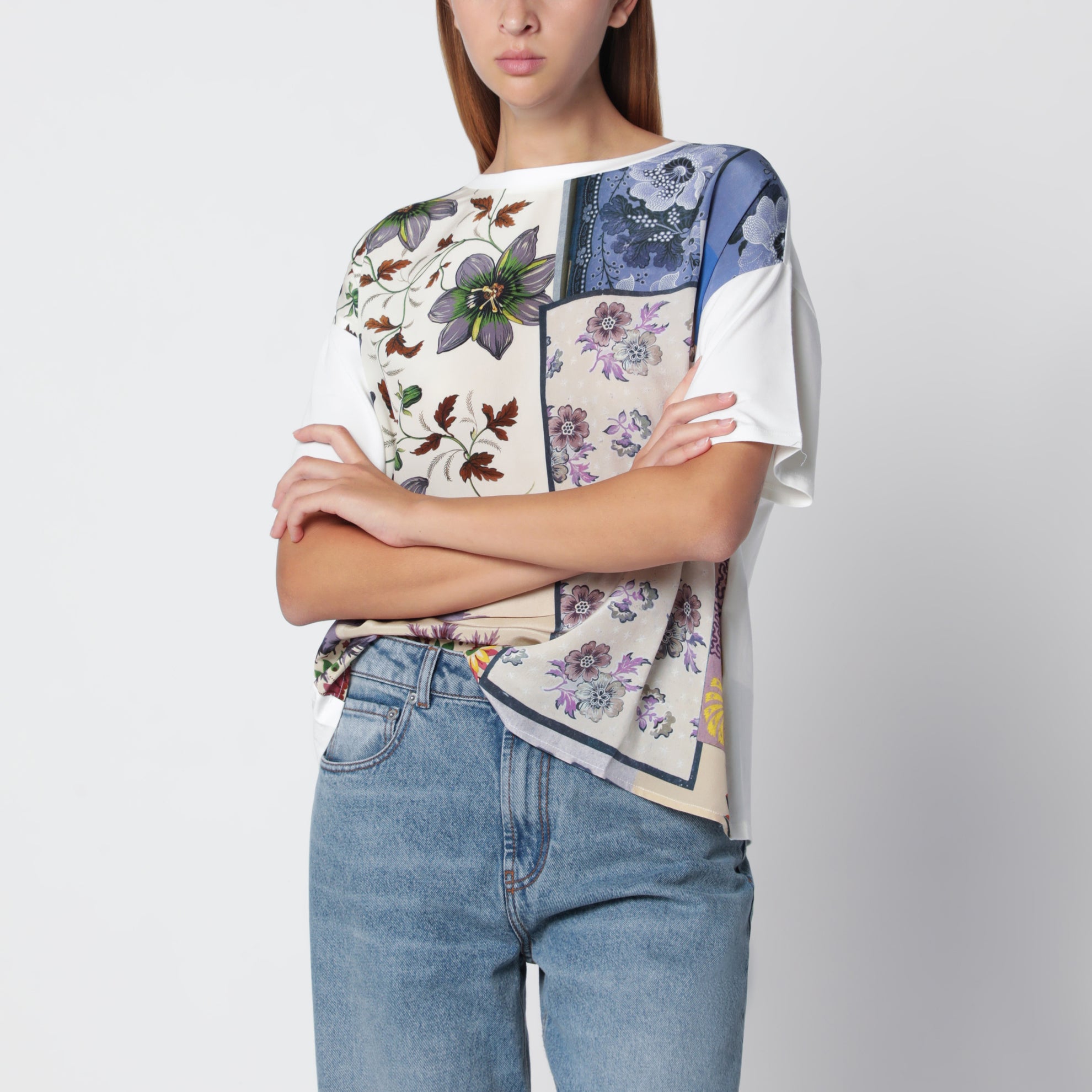T-shirt in seta stampata e jersey di cotone stretch