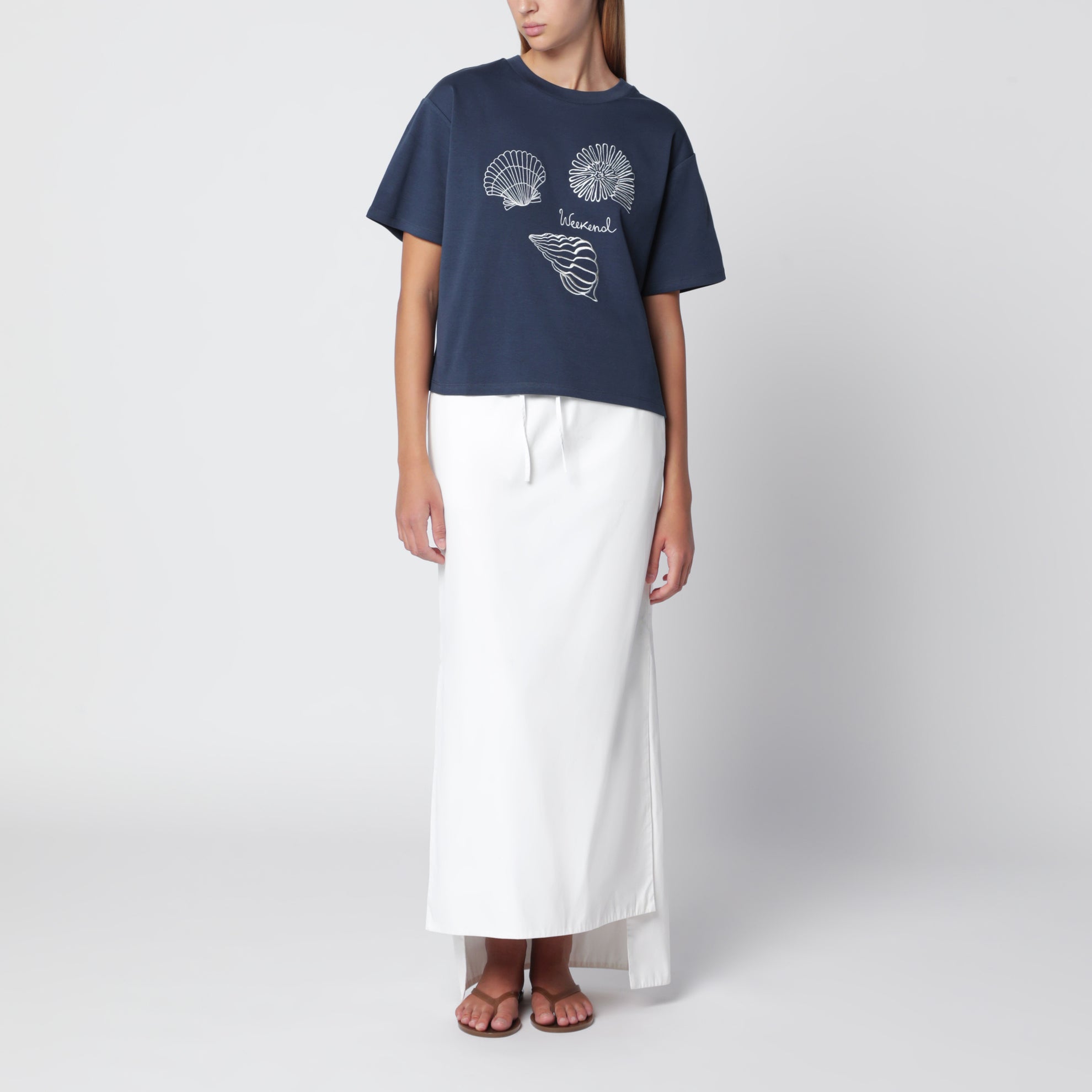 T-shirt en jersey de coton bleu avec broderies