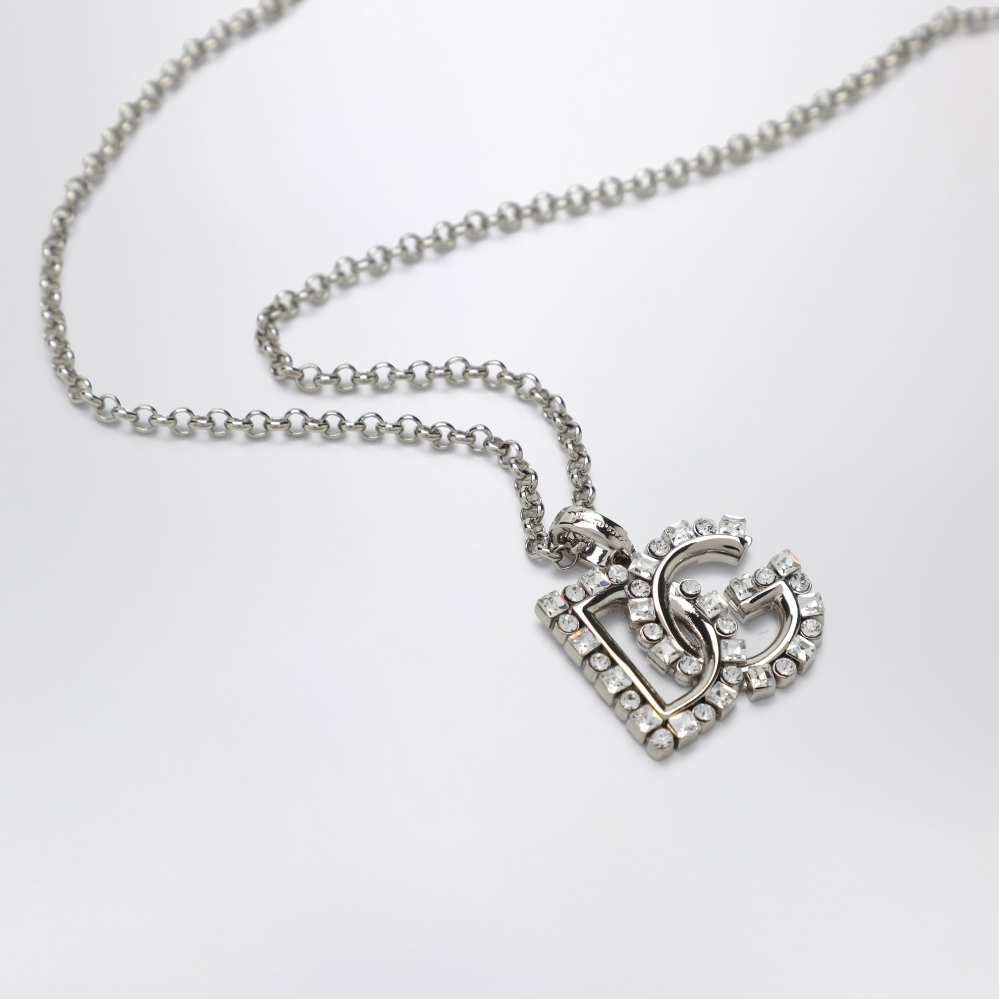 Collana a catena sottile con logo DG in strass argento