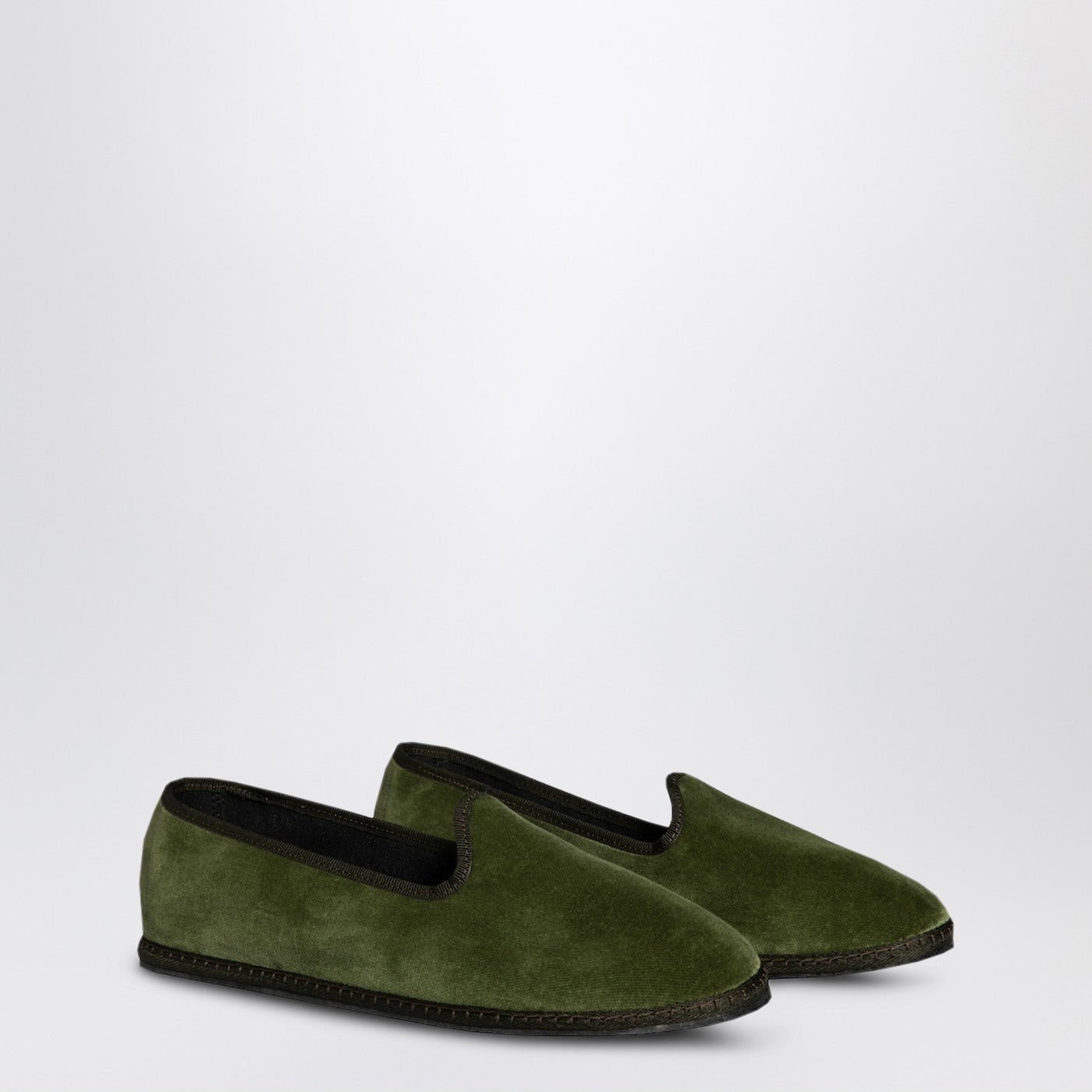 Friulane in bottle green velvet