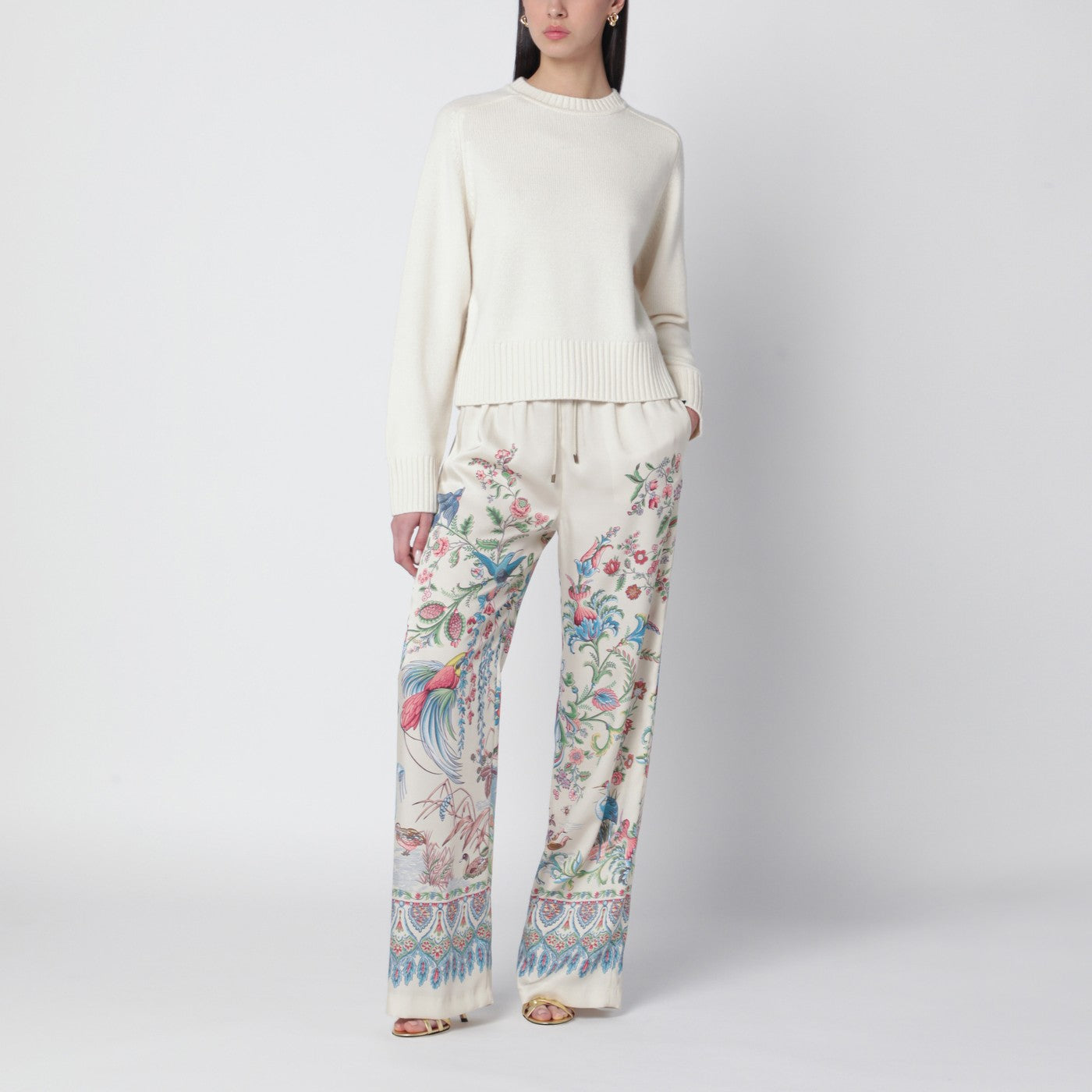 White wide-leg trousers with floral print