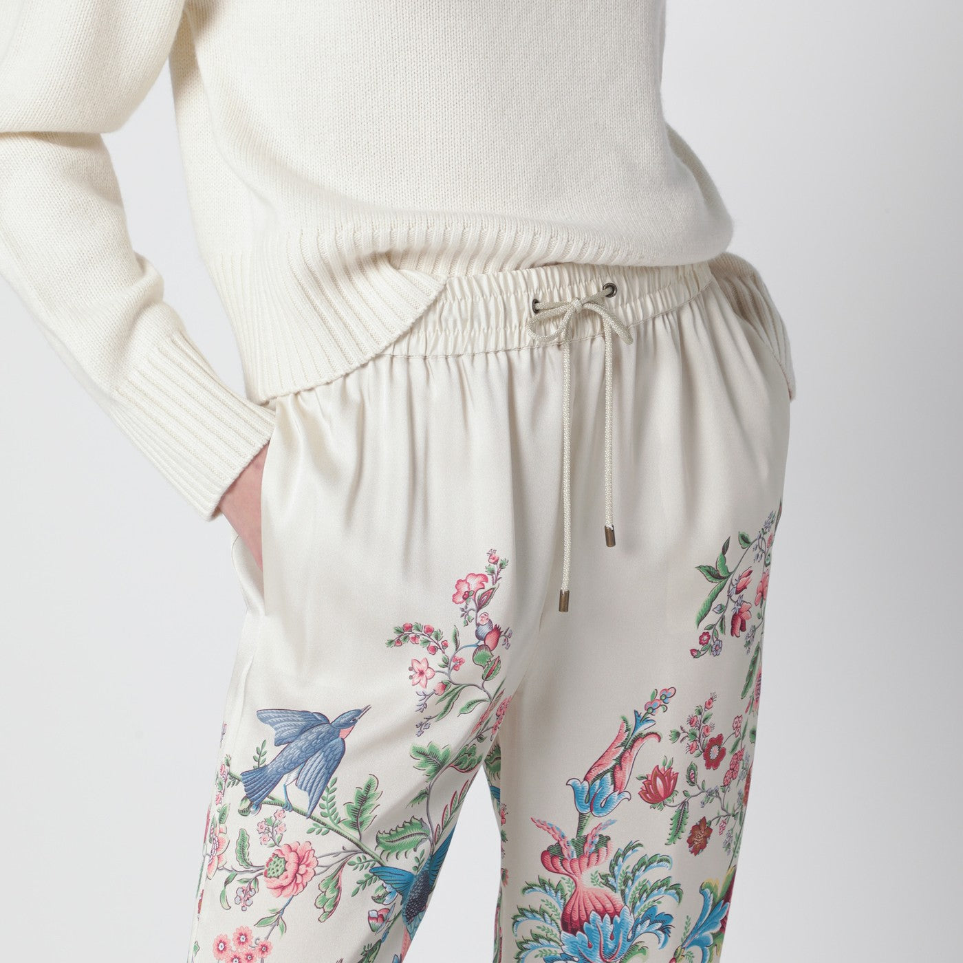 White wide-leg trousers with floral print