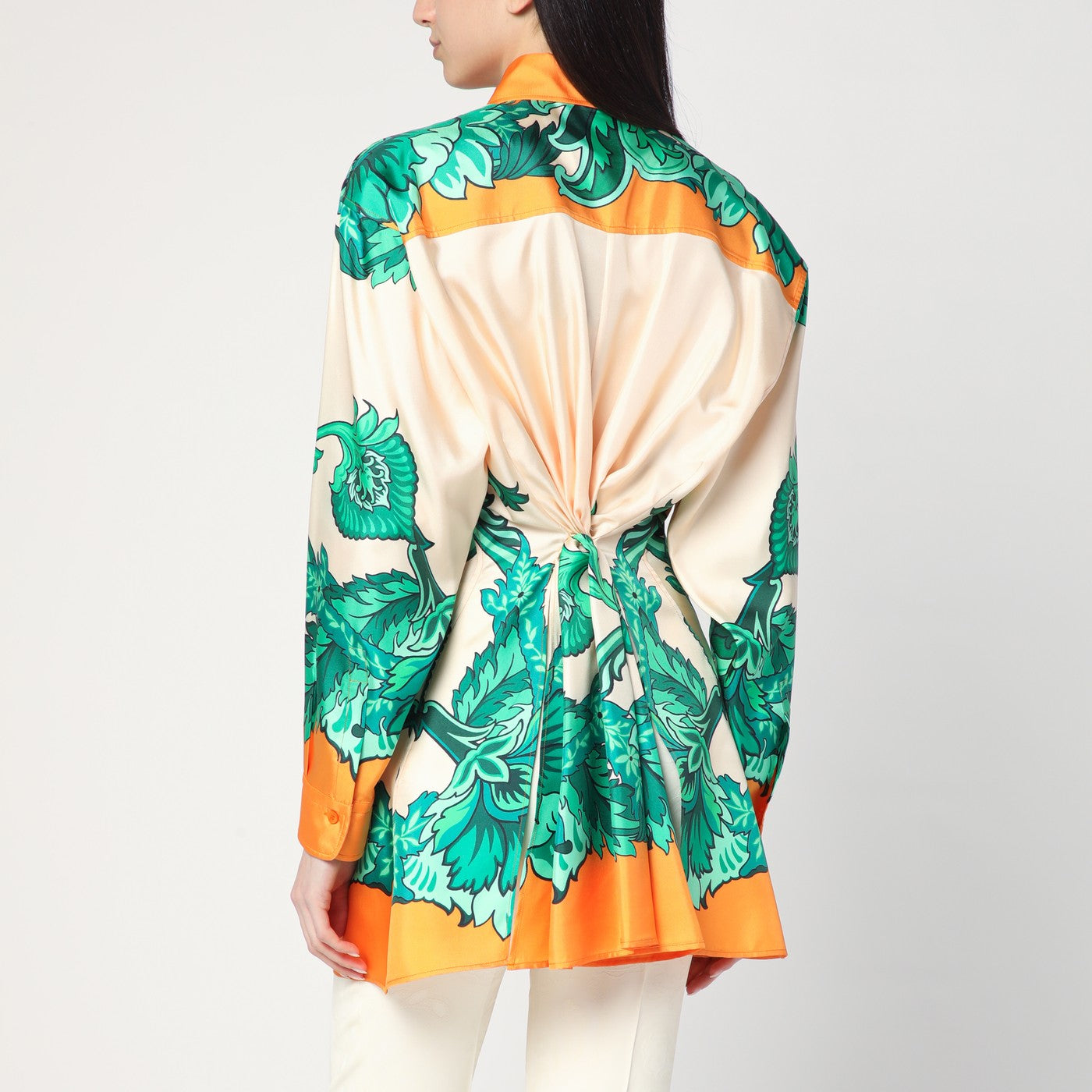 Floral print shirt with knotted detail