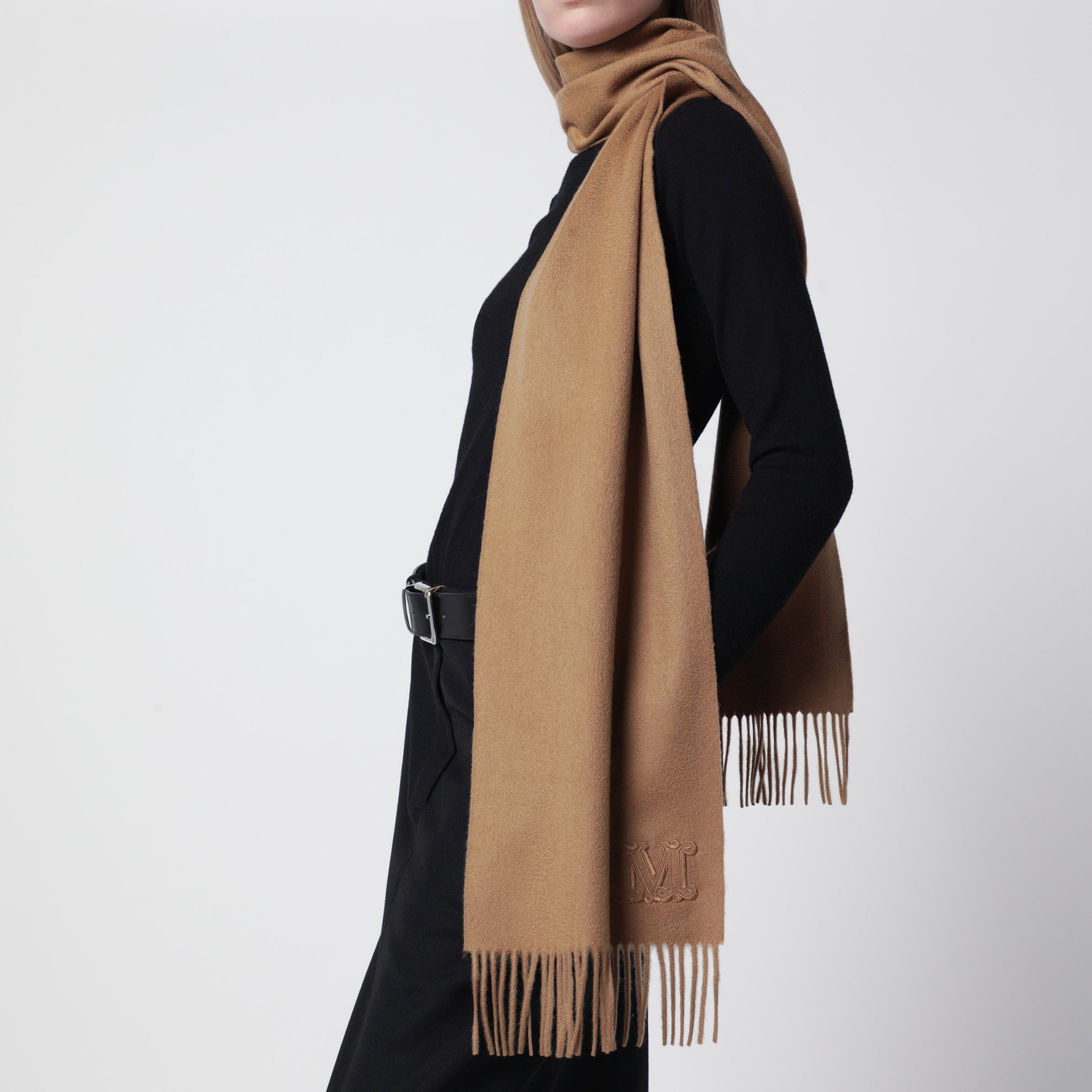 Camel-colored cashmere scarf