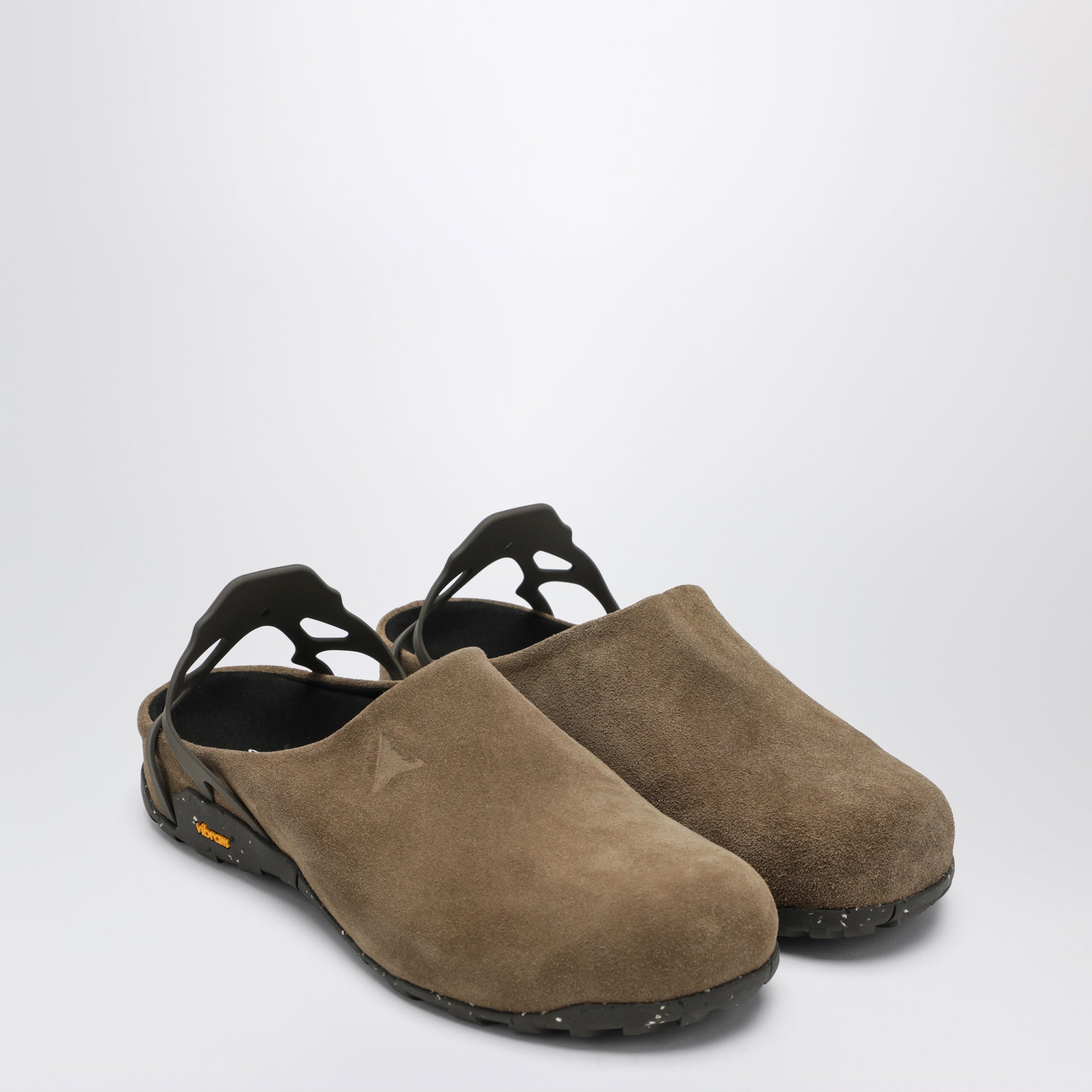Taupe Fedaia clogs in suede