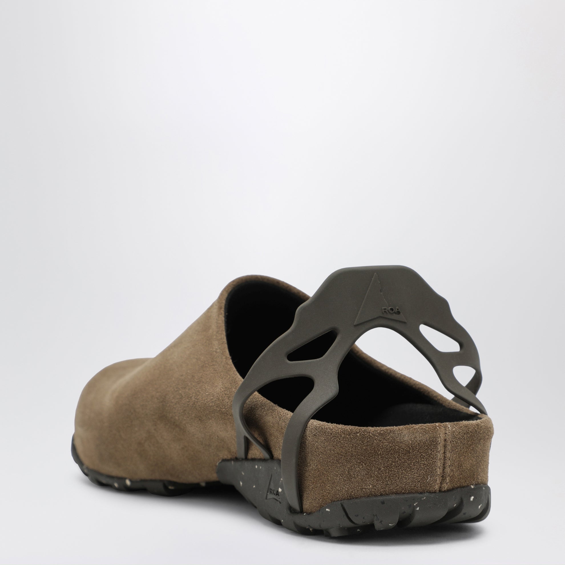 Taupe Fedaia clogs in suede