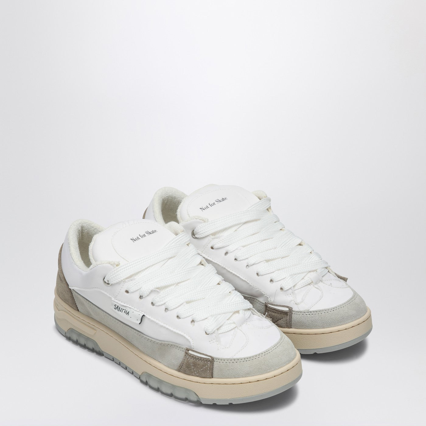 Chaussure de sport à blocs de couleur blanc/gris